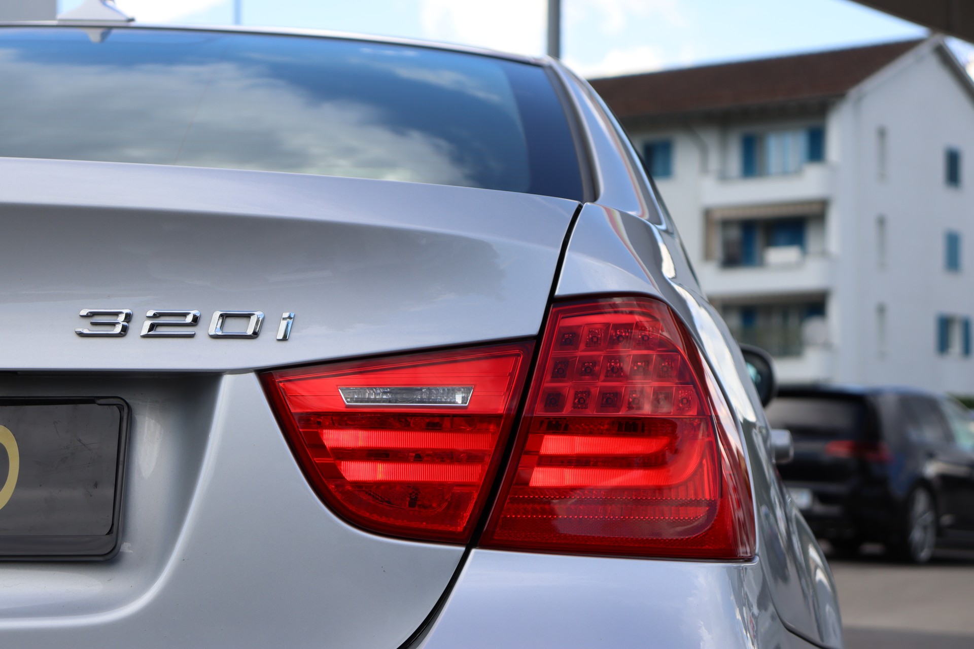 BMW 320i Access Steptronic-image-8
