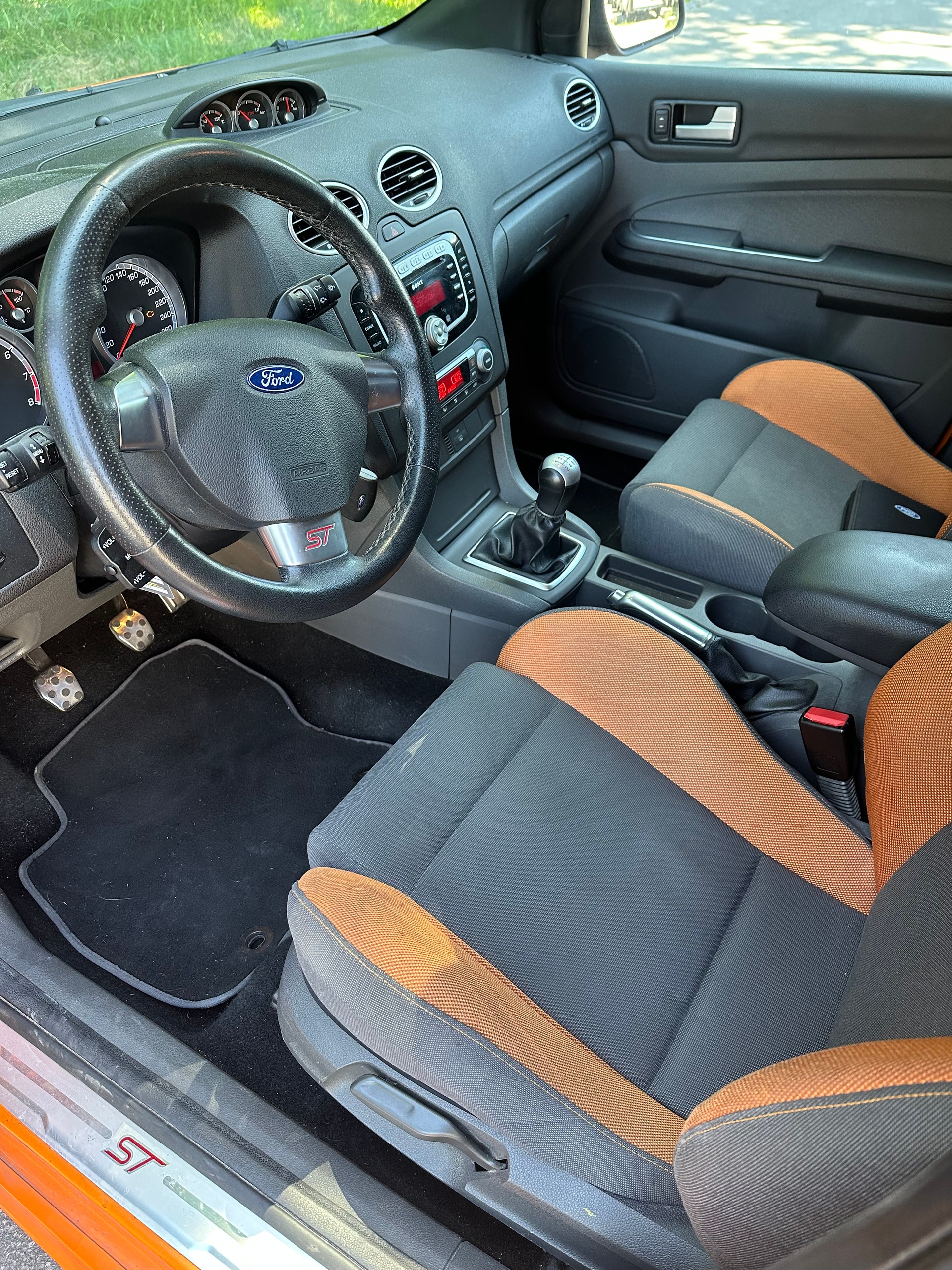 FORD Focus 2.5 Turbo ST-image-3