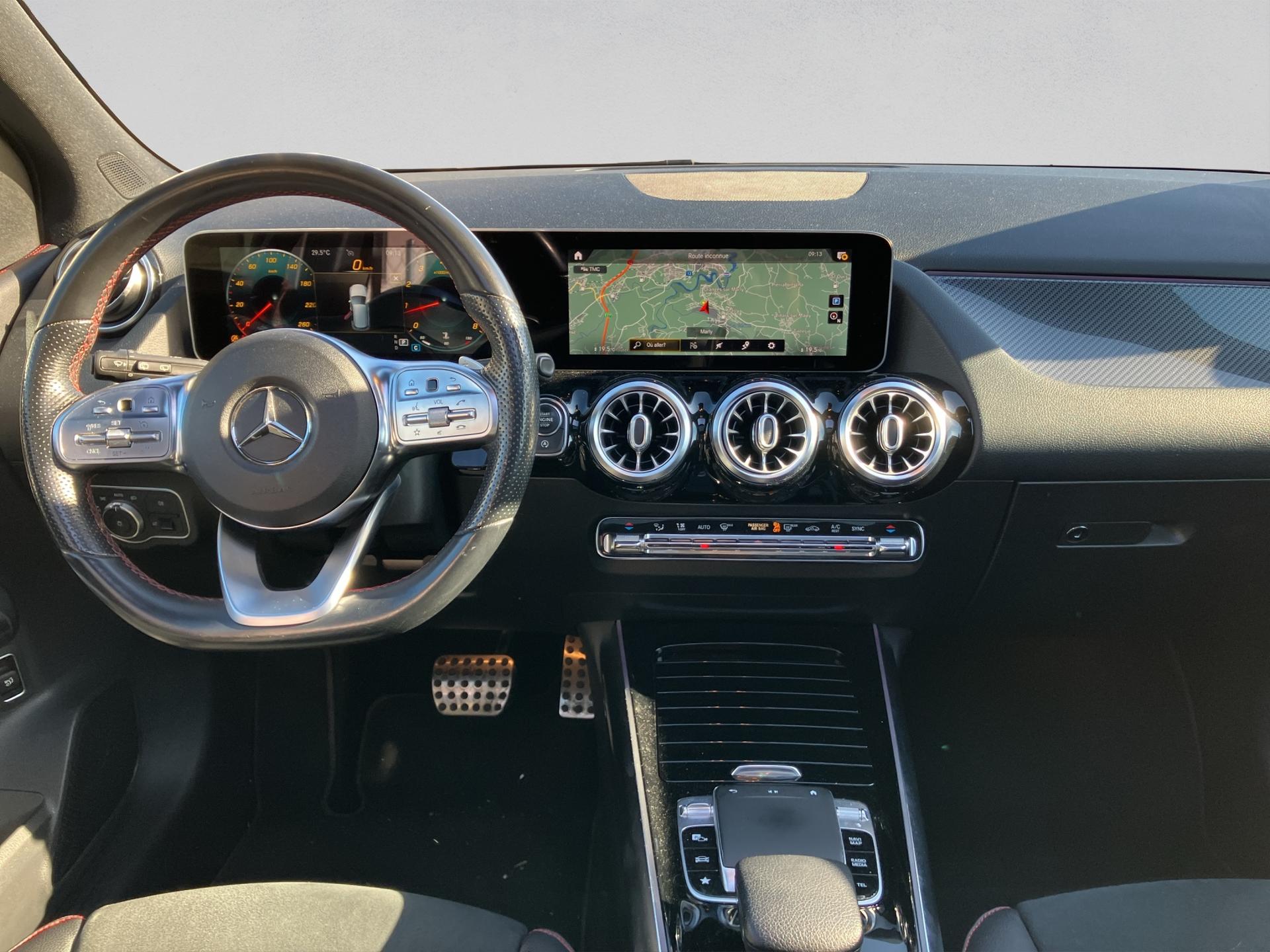 MERCEDES-BENZ B 220 4Matic AMG Line 7G-DCT-image-13