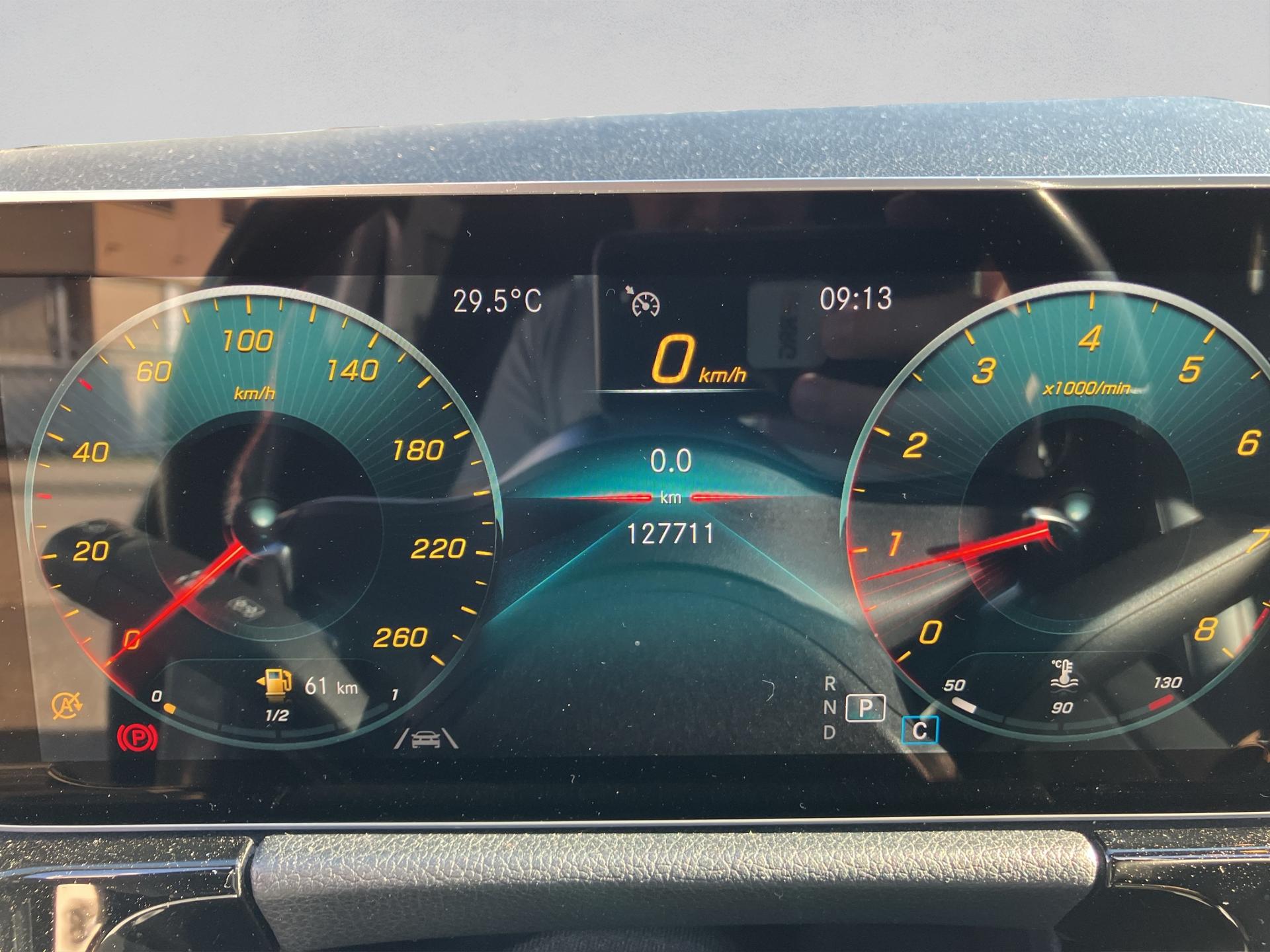 MERCEDES-BENZ B 220 4Matic AMG Line 7G-DCT-image-10