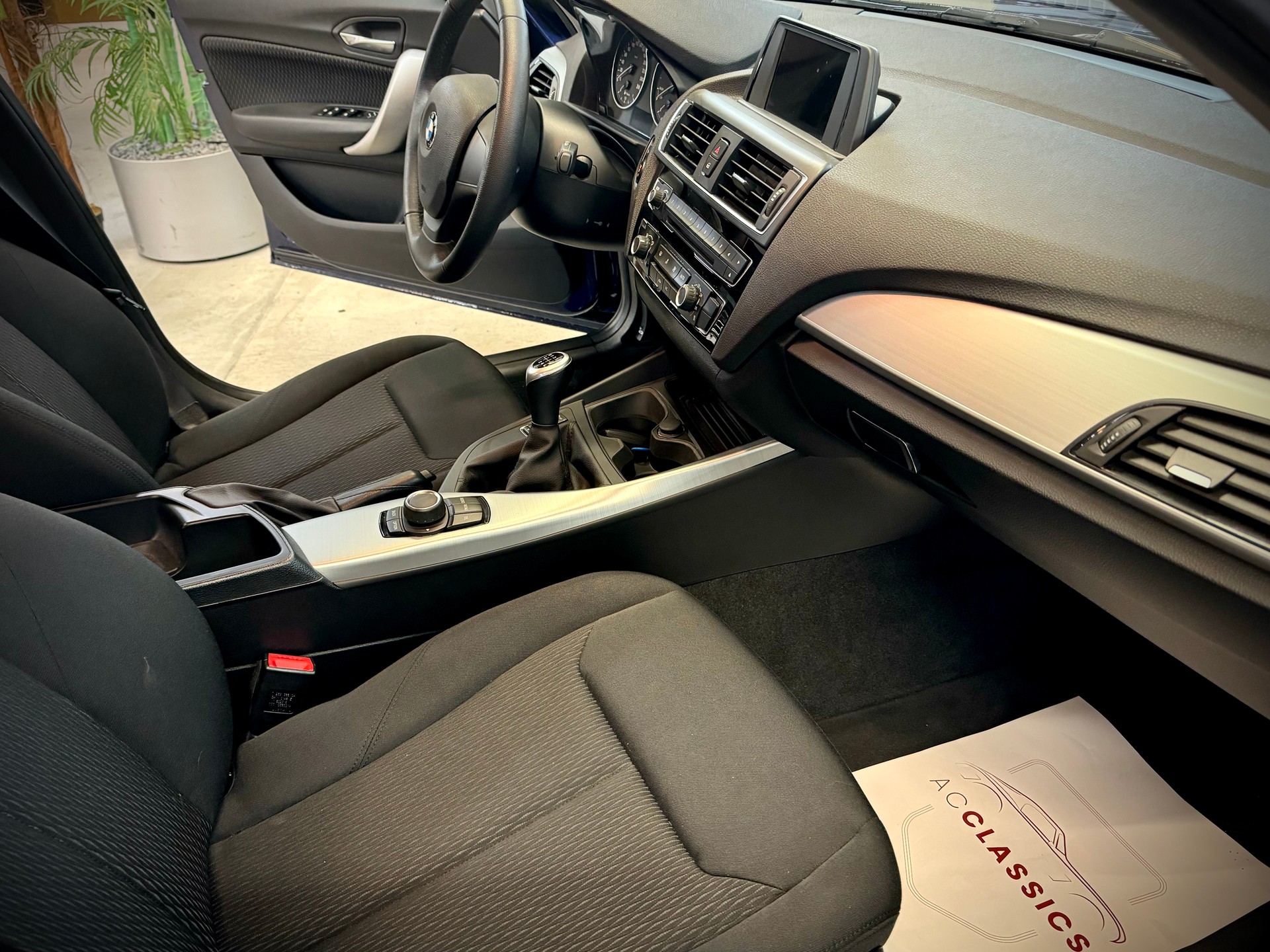 BMW 116d-image-14