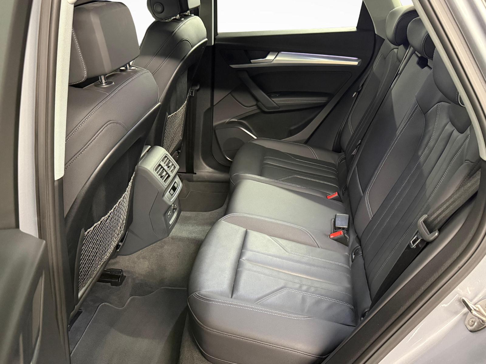 AUDI Q5 2.0 45 TFSI quattro S-Tronic-image-10