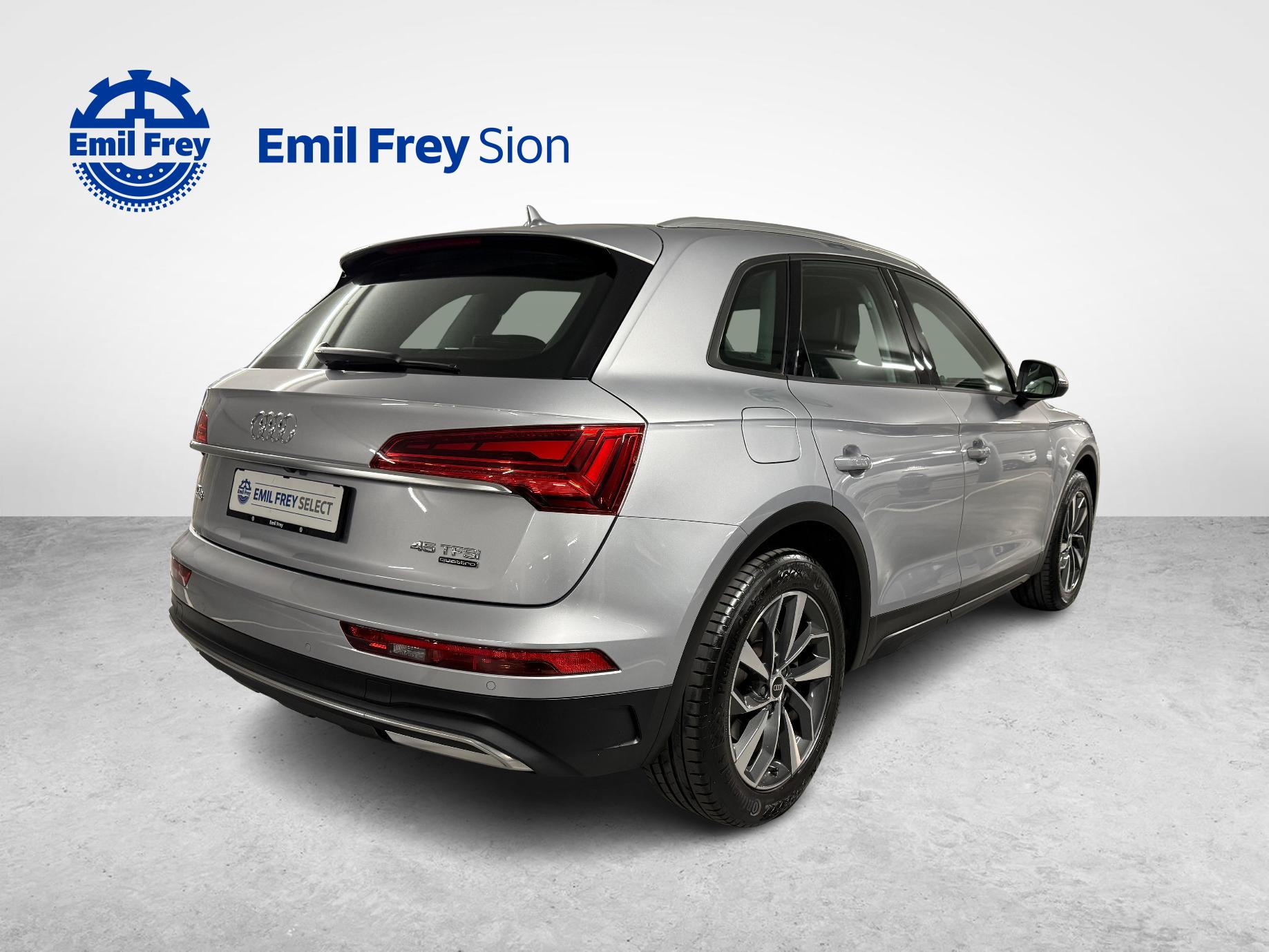 AUDI Q5 2.0 45 TFSI quattro S-Tronic-showroom-element-2