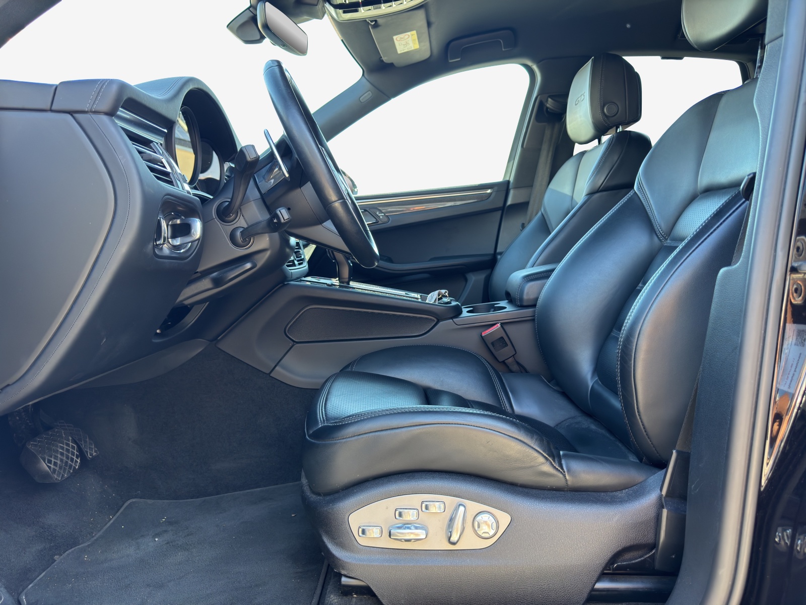 PORSCHE Macan GTS PDK-image-7