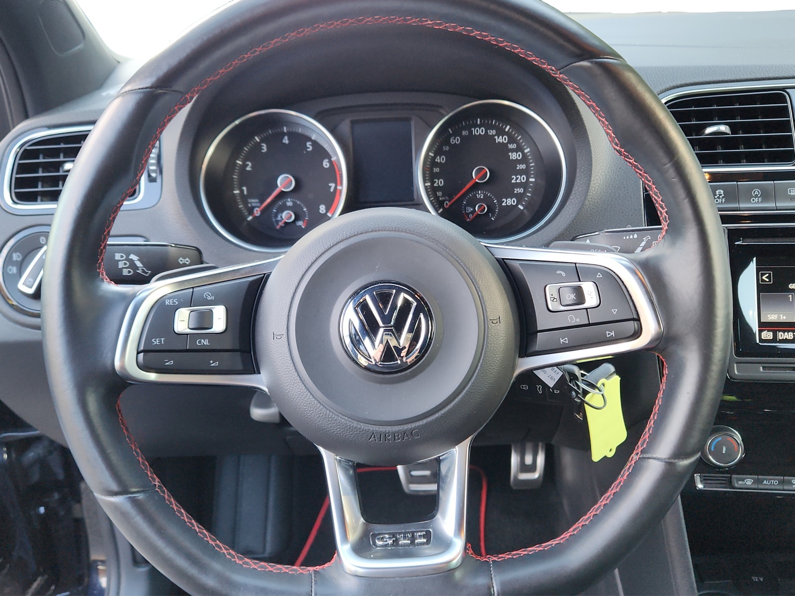VW Polo 1.8 TSI GTI DSG-image-10
