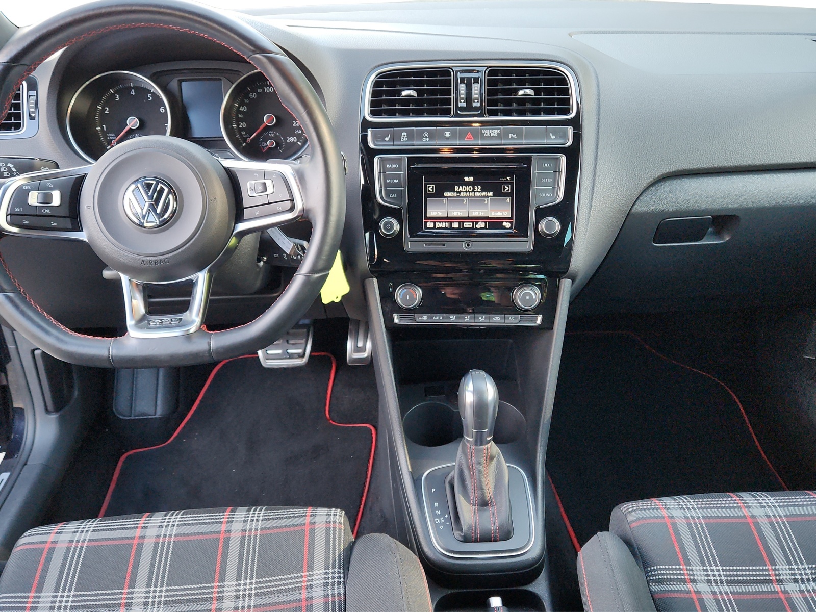 VW Polo 1.8 TSI GTI DSG-image-9