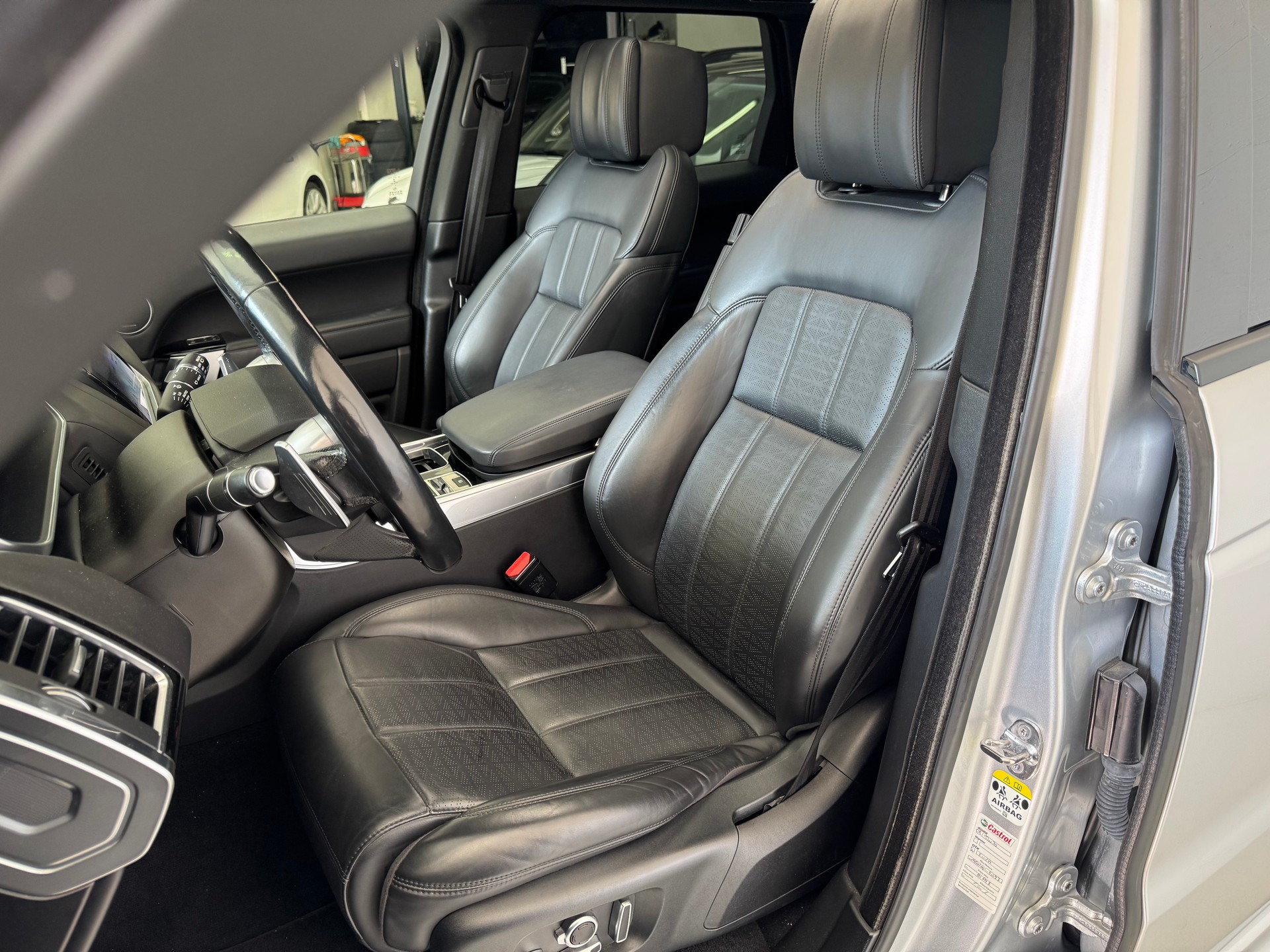 LAND ROVER Range Rover Sport 3.0 SDV6 HSE Dynamic Automatic-image-8