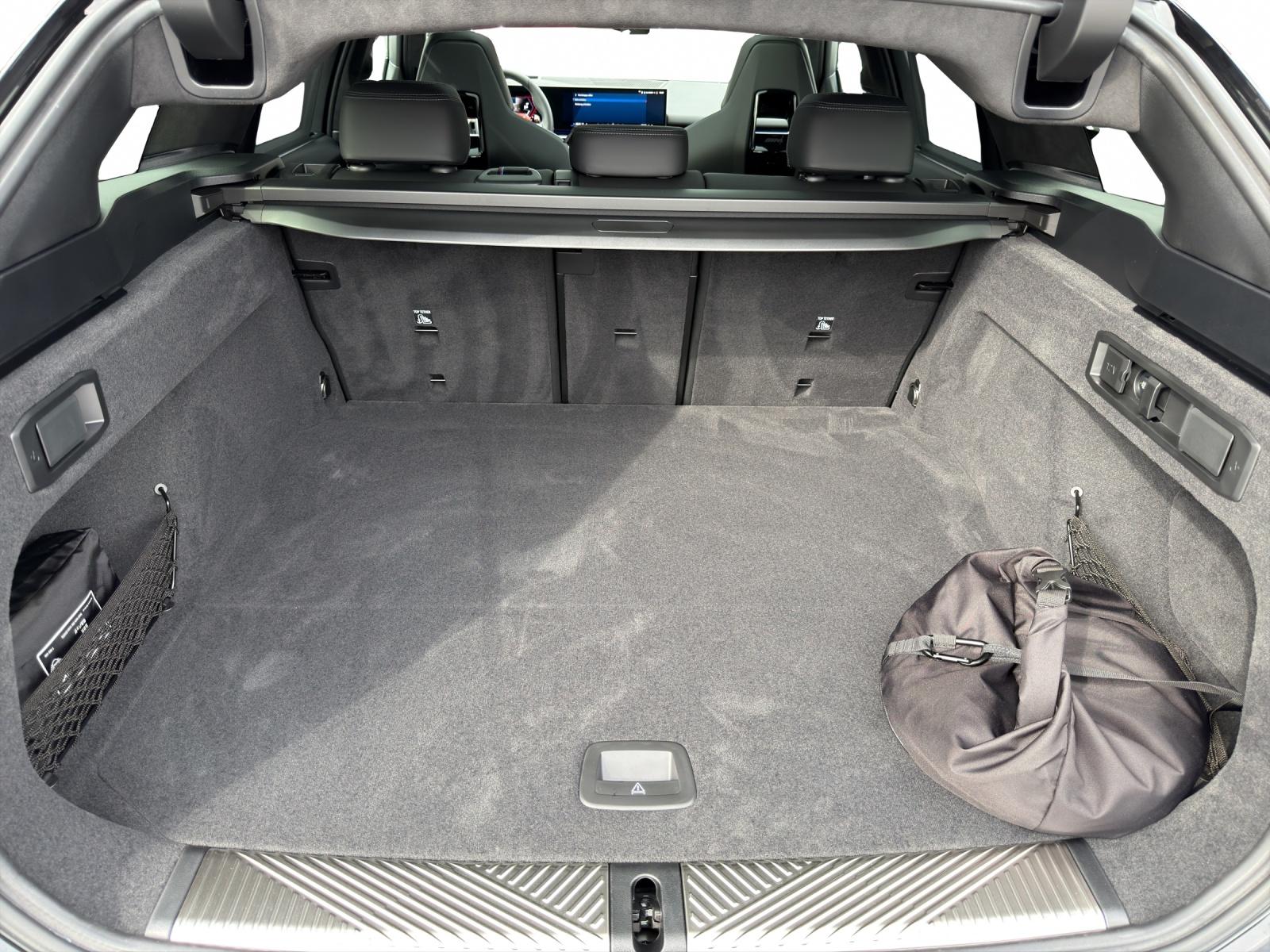 BMW M5 xDrive Touring-image-23