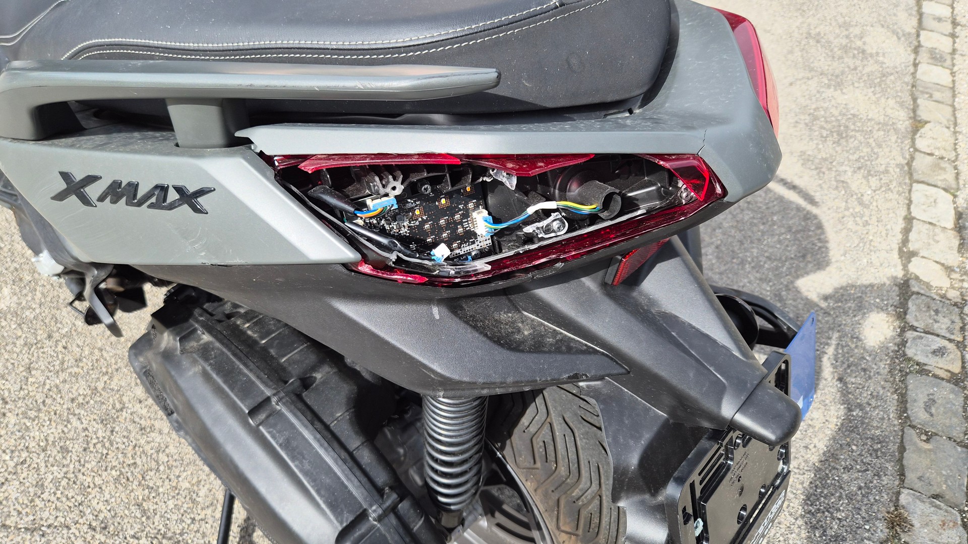 YAMAHA YP 125 X MAX-image-5