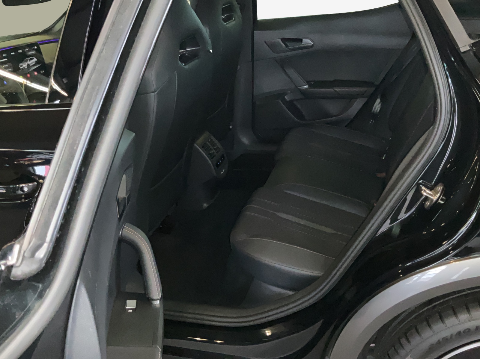 CUPRA Formentor 1.4 e-HYBRID pHEV VZ DSG-image-9