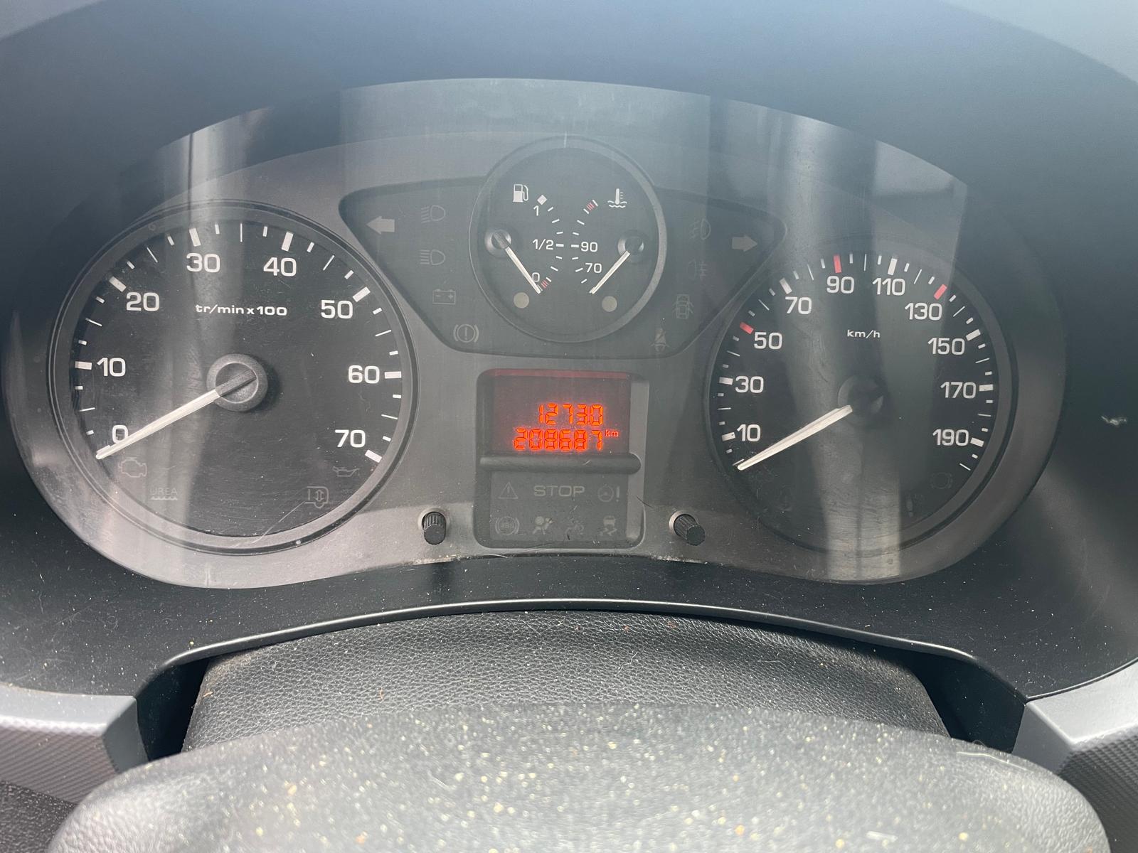 CITROEN Berlingo 1.6 BlueHDi 100 S&S Komfort-image-7