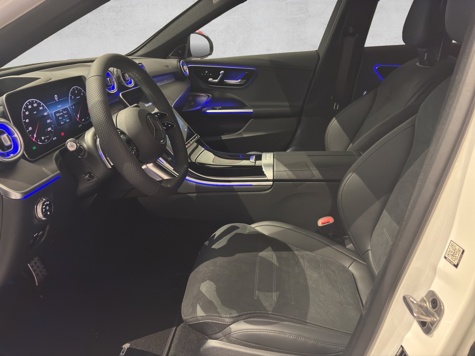 MERCEDES-BENZ C 220 d AMG 4M T Swiss Star S206 T-image-12