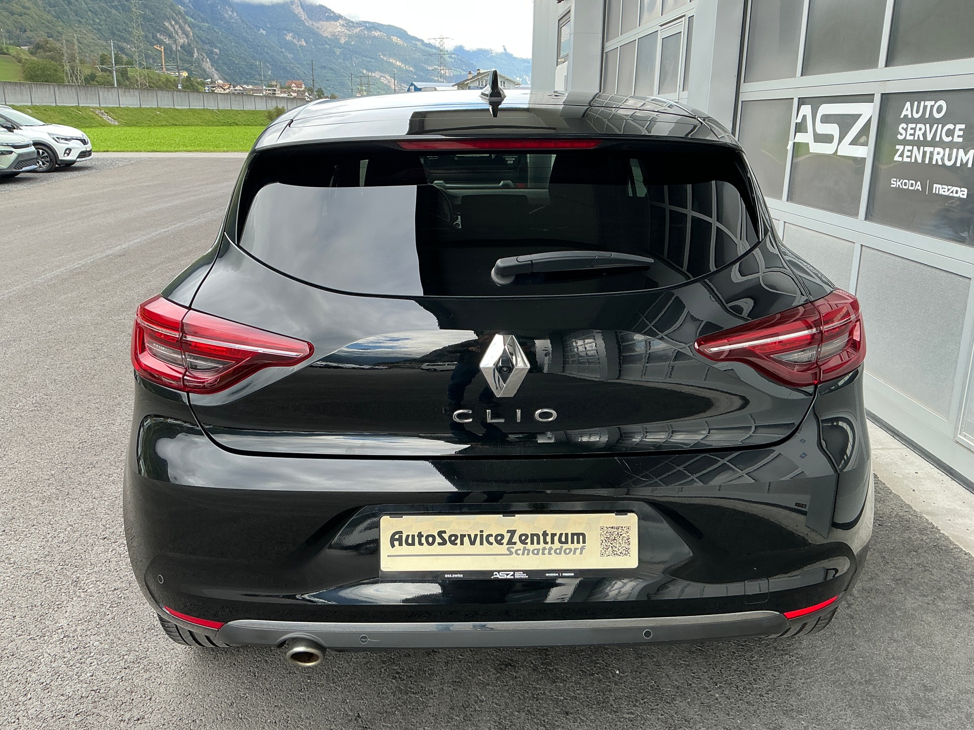 RENAULT Clio 1.3 TCe techno-image-2