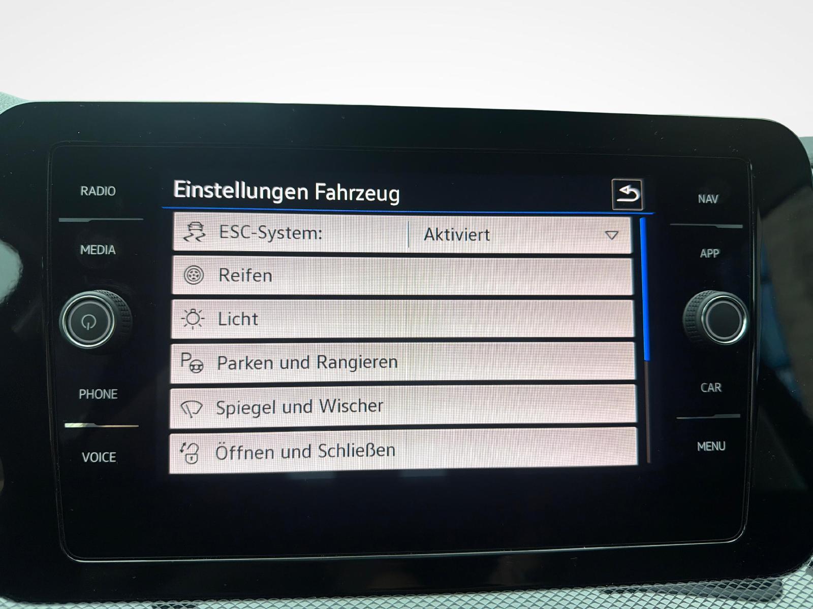 VW T-Cross 1.5 TSI Life DSG-image-16
