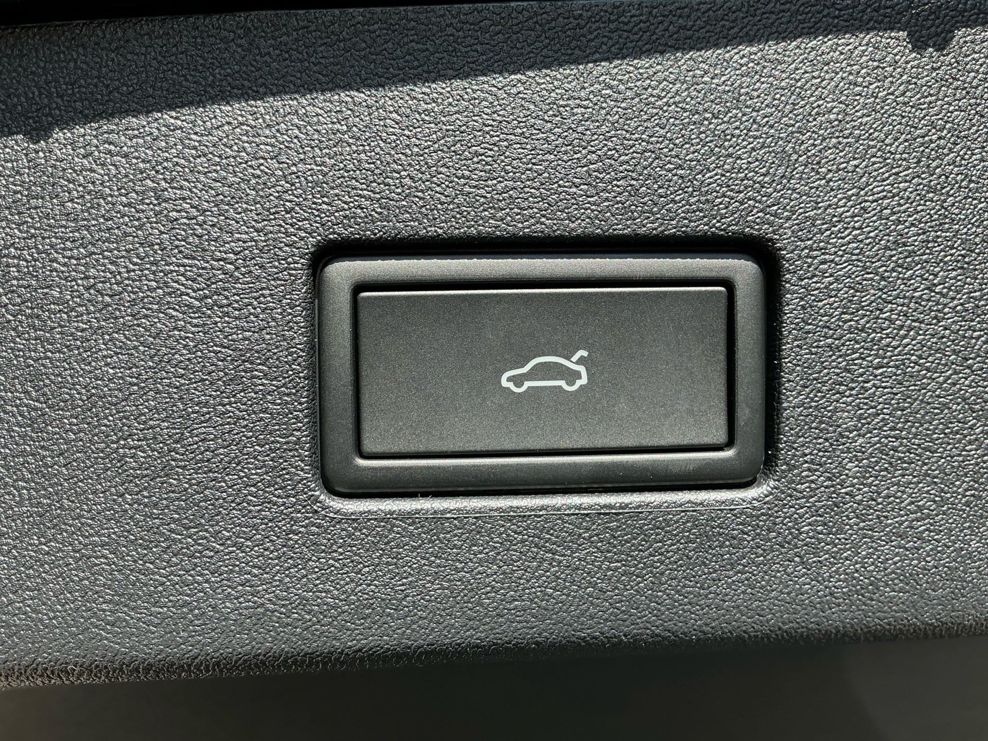 VW Tayron 1.5 TSI eHybrid 150 kW Life *** ANHÄNGERKUPPLUNG & 360° KAMERA ***-image-27
