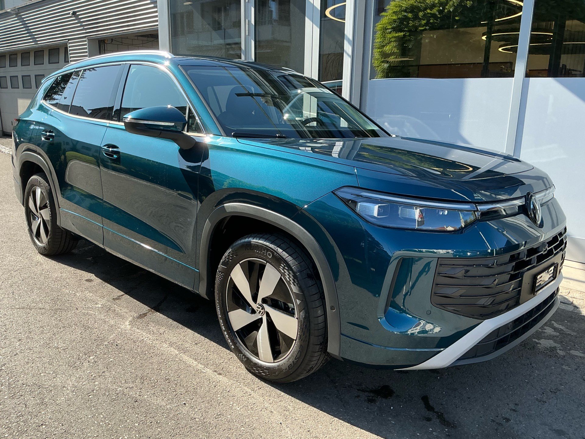 VW Tayron 1.5 TSI eHybrid 150 kW Life *** ANHÄNGERKUPPLUNG & 360° KAMERA ***-image-2