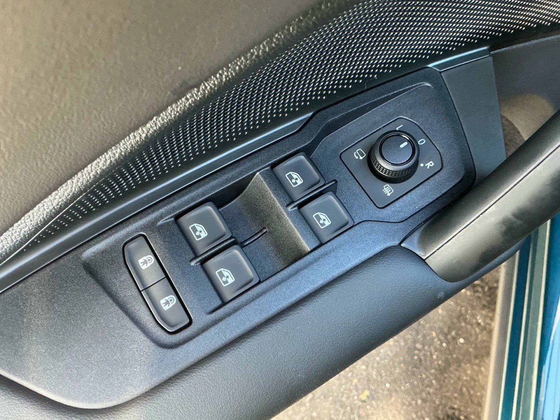 VW Tayron 1.5 TSI eHybrid 150 kW Life *** ANHÄNGERKUPPLUNG & 360° KAMERA ***-image-25