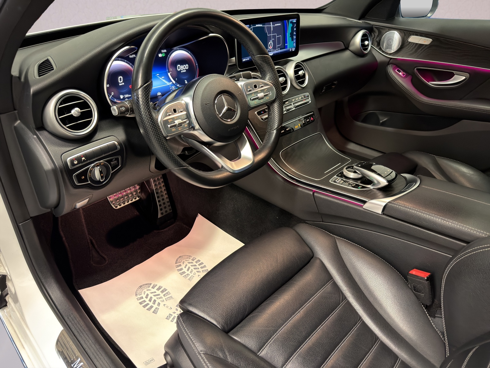 MERCEDES-BENZ C 220 d Swiss Star AMG Line 4Matic 9G-Tronic-image-7