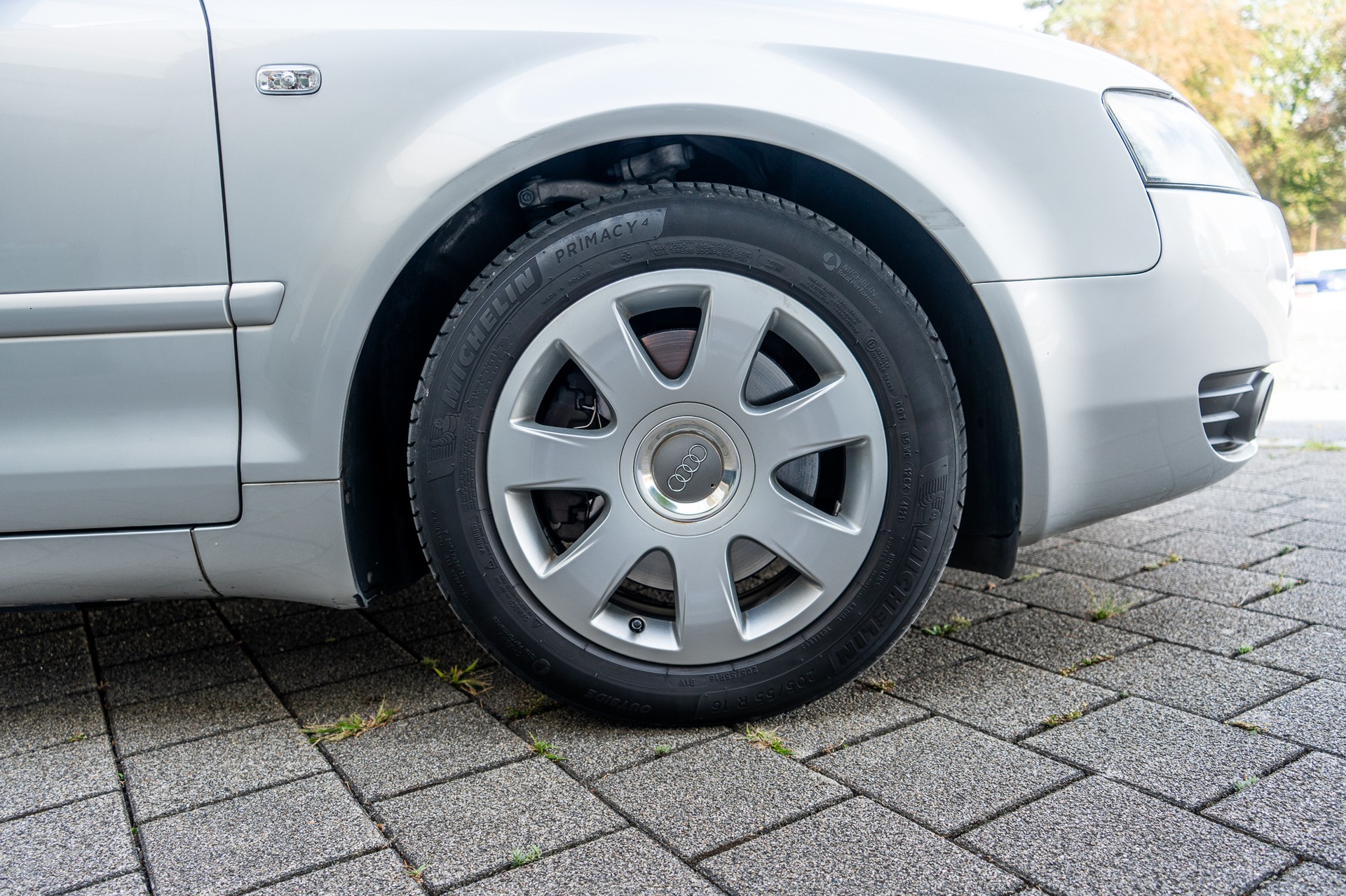 AUDI 2.4 V6 170-image-10