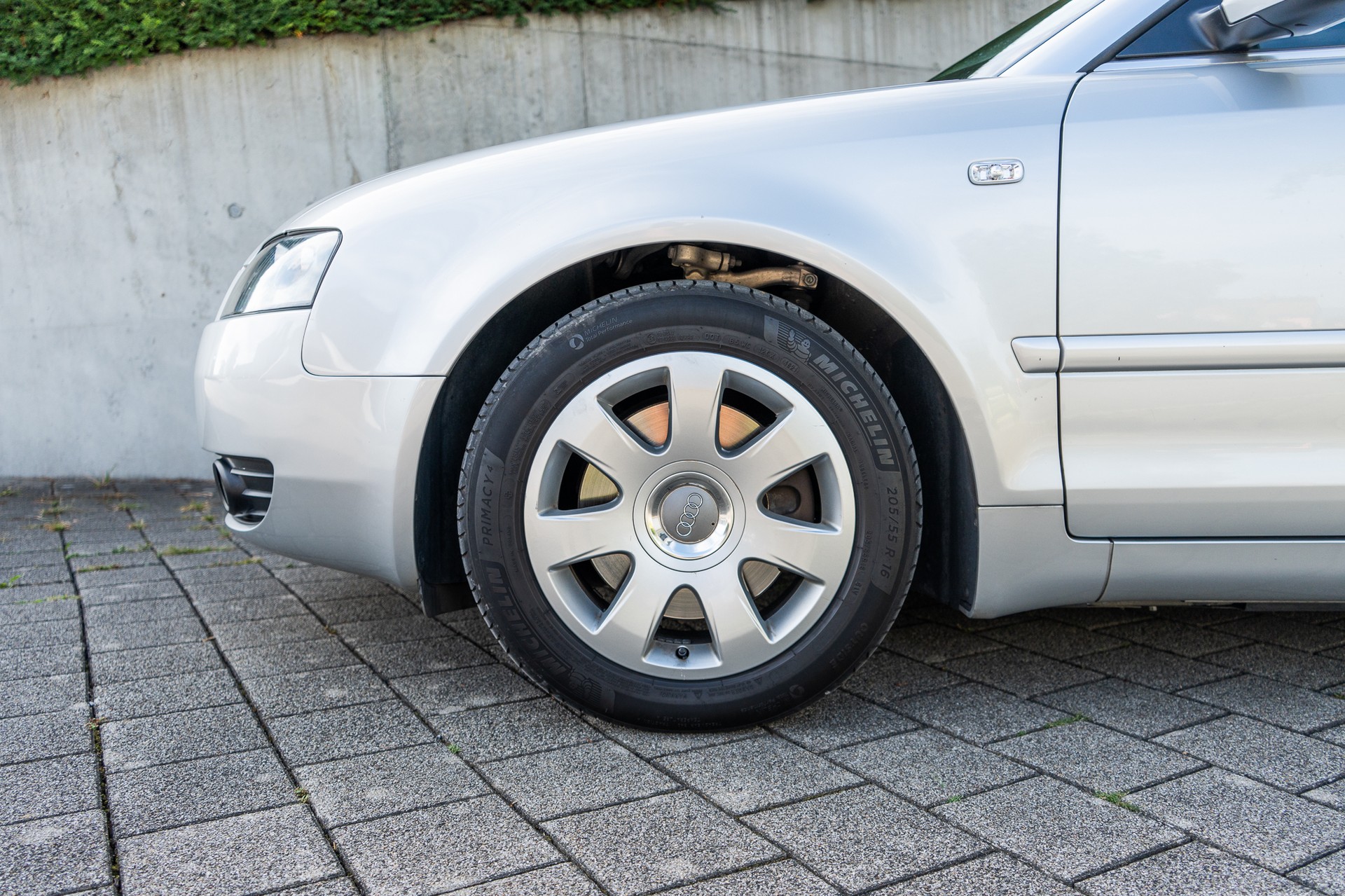 AUDI 2.4 V6 170-image-9
