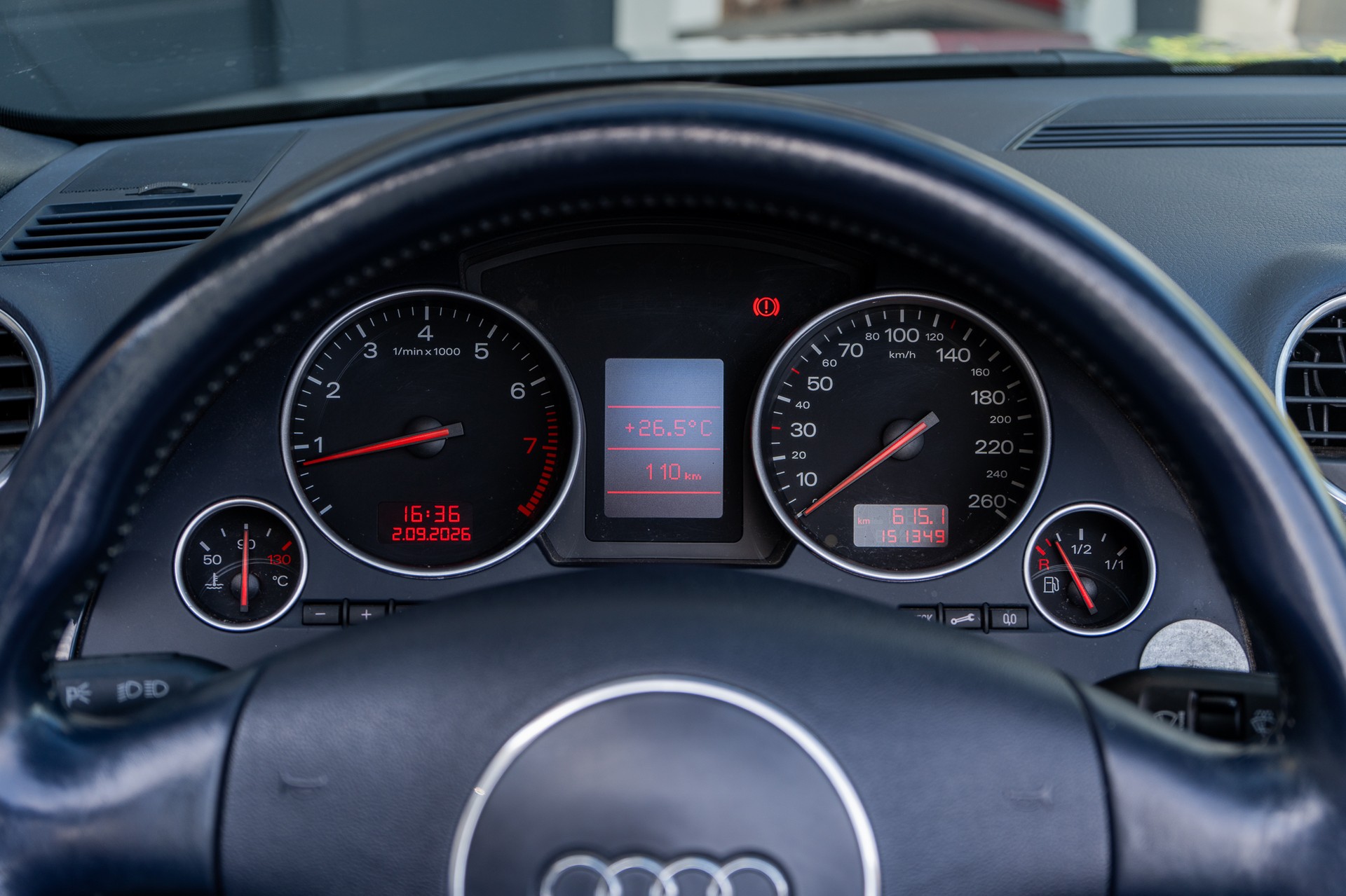 AUDI 2.4 V6 170-image-7