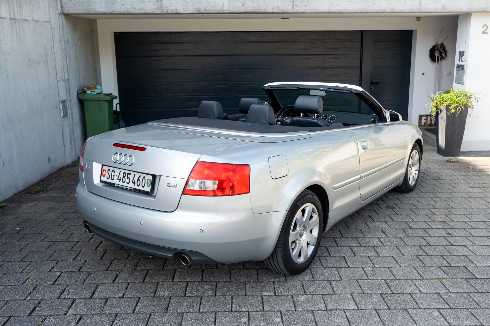 AUDI 2.4 V6 170-image-3