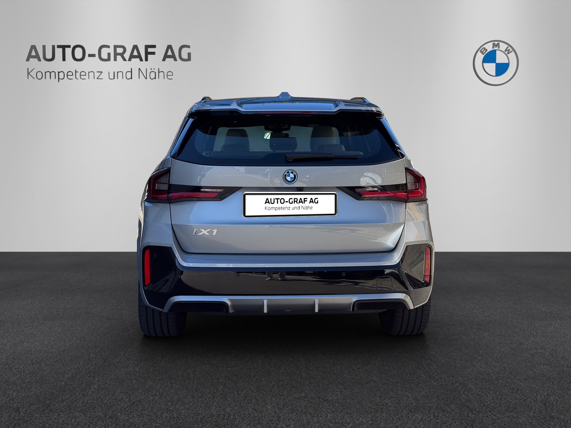 BMW iX1 U11 30 xDrive-image-3