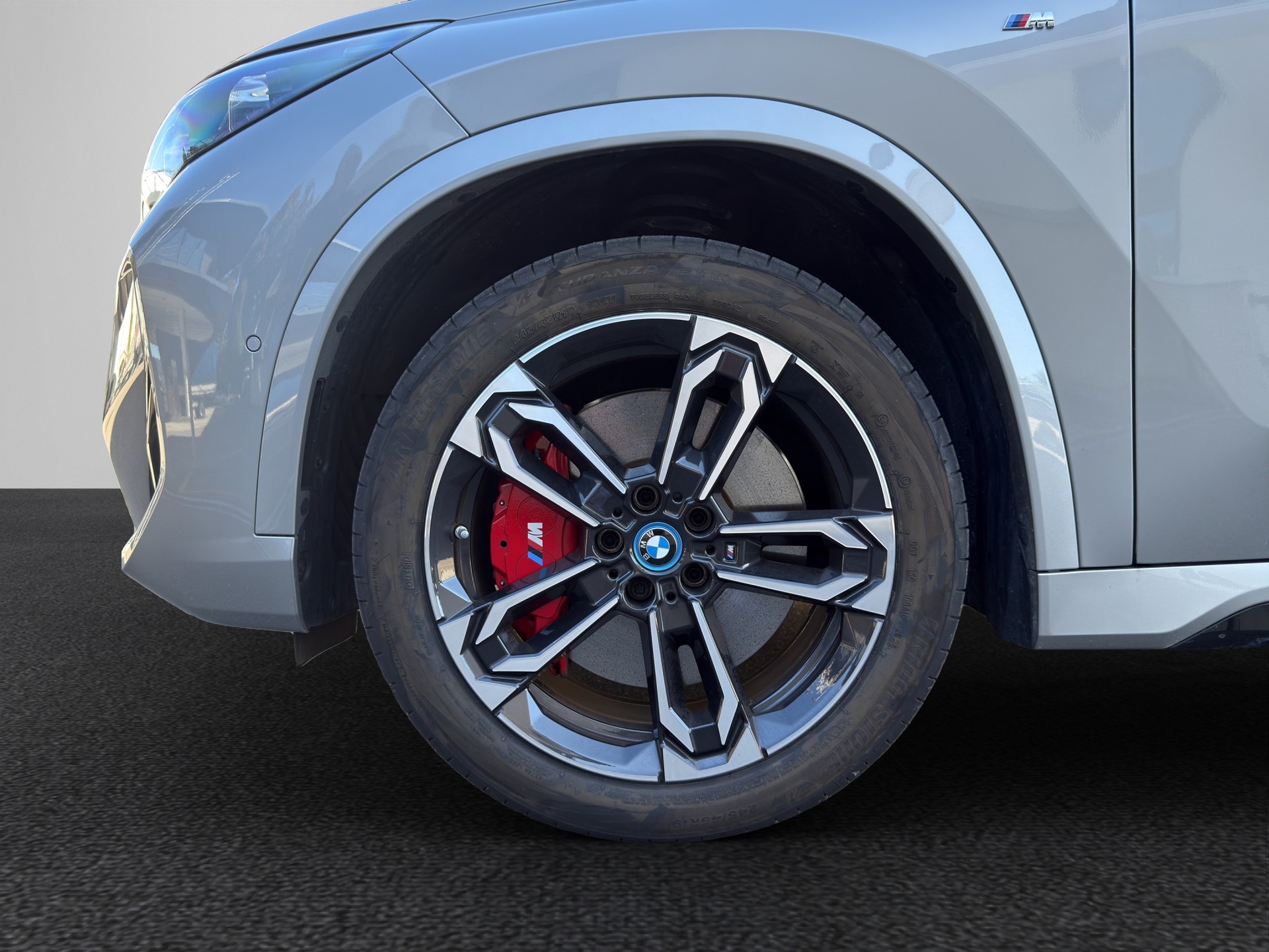BMW iX1 U11 30 xDrive-image-9