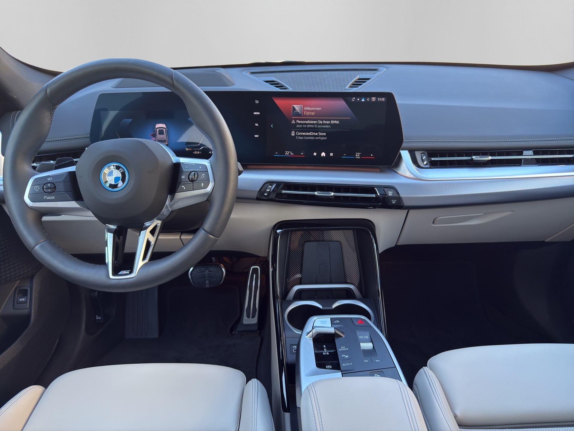 BMW iX1 U11 30 xDrive-image-12