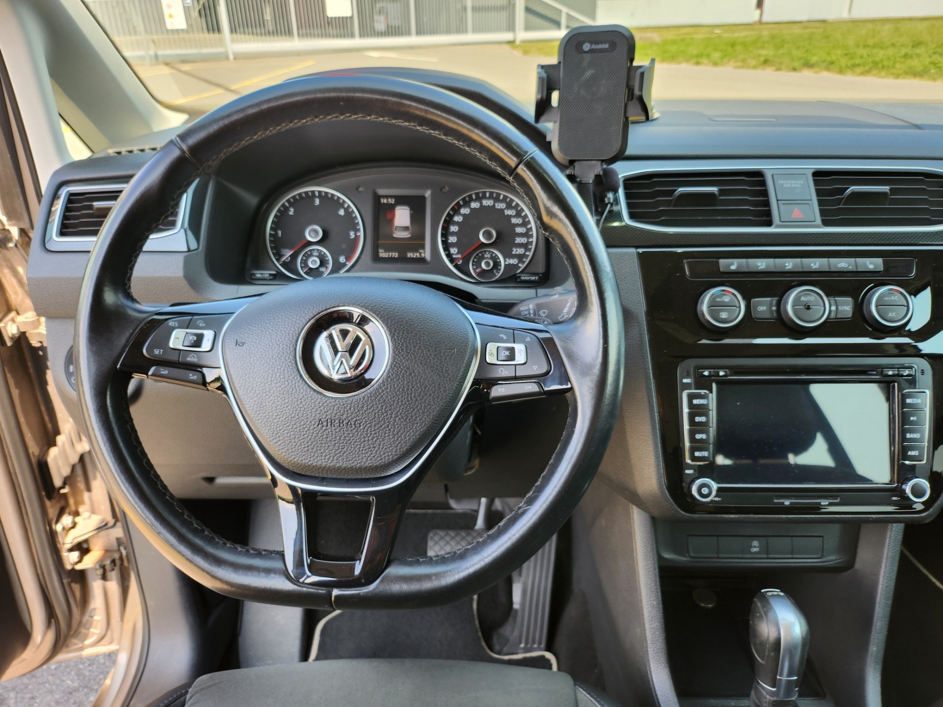 VW Highline 2.0 TDI DSG-image-5
