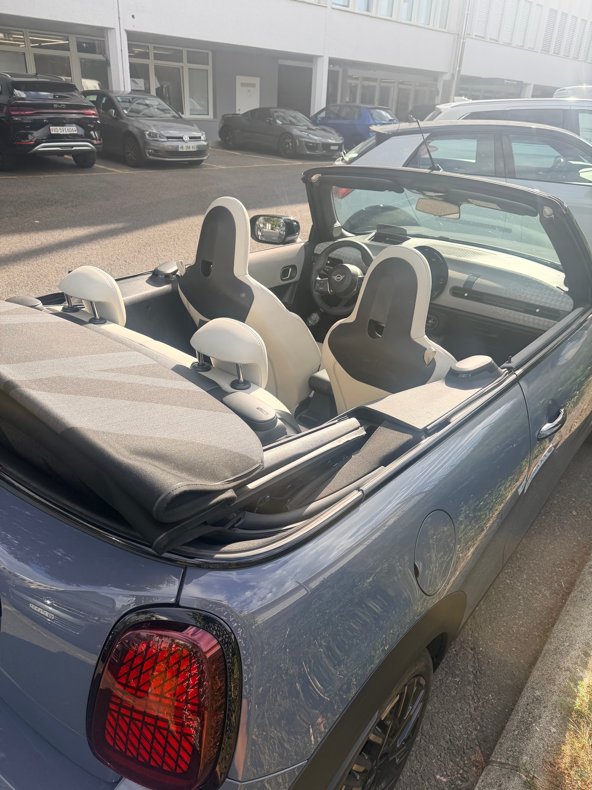 MINI 2.0i Cooper S SDKG-image-3
