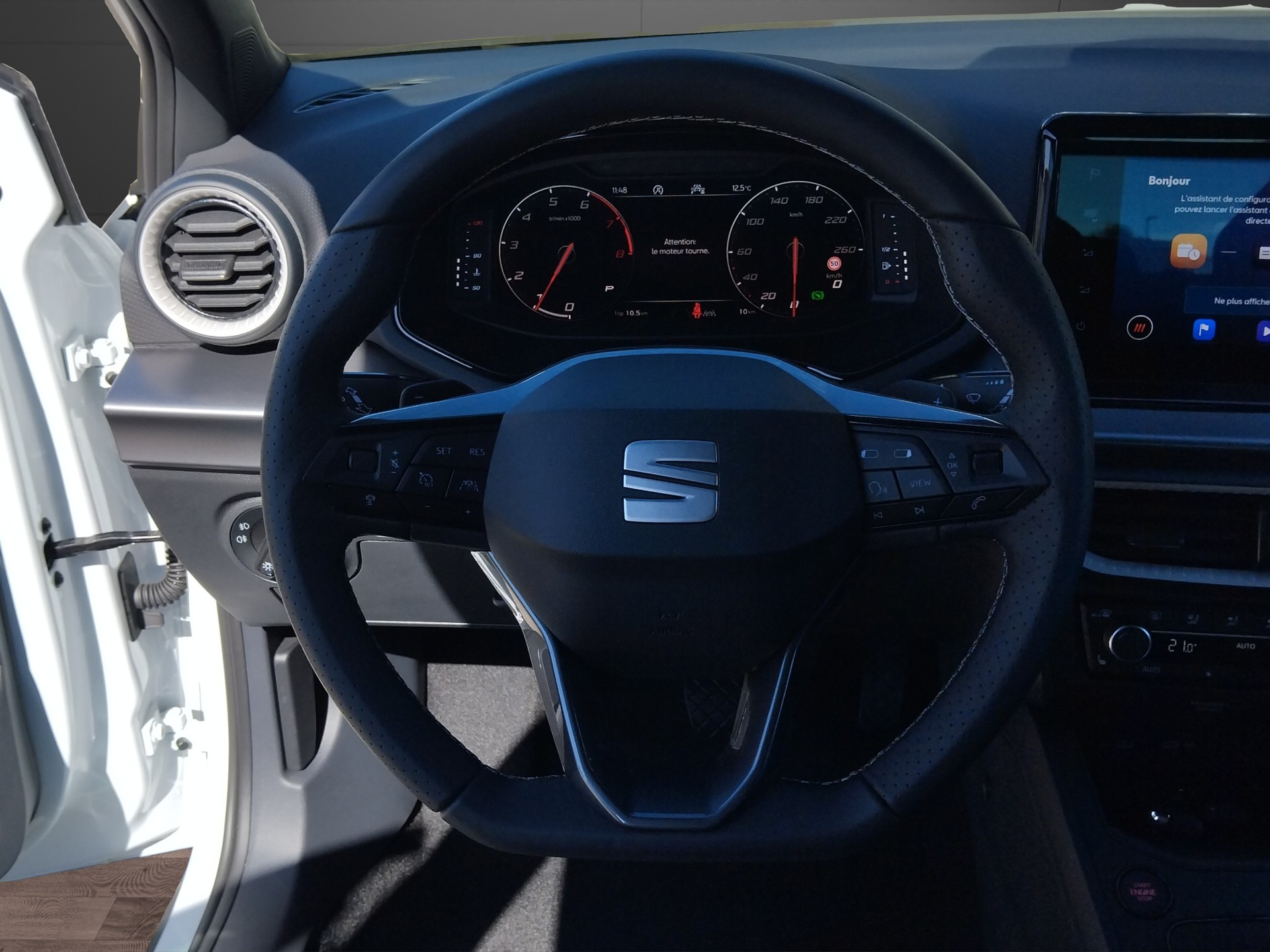 SEAT Arona 1.5 Eco TSI FR DSG-image-9