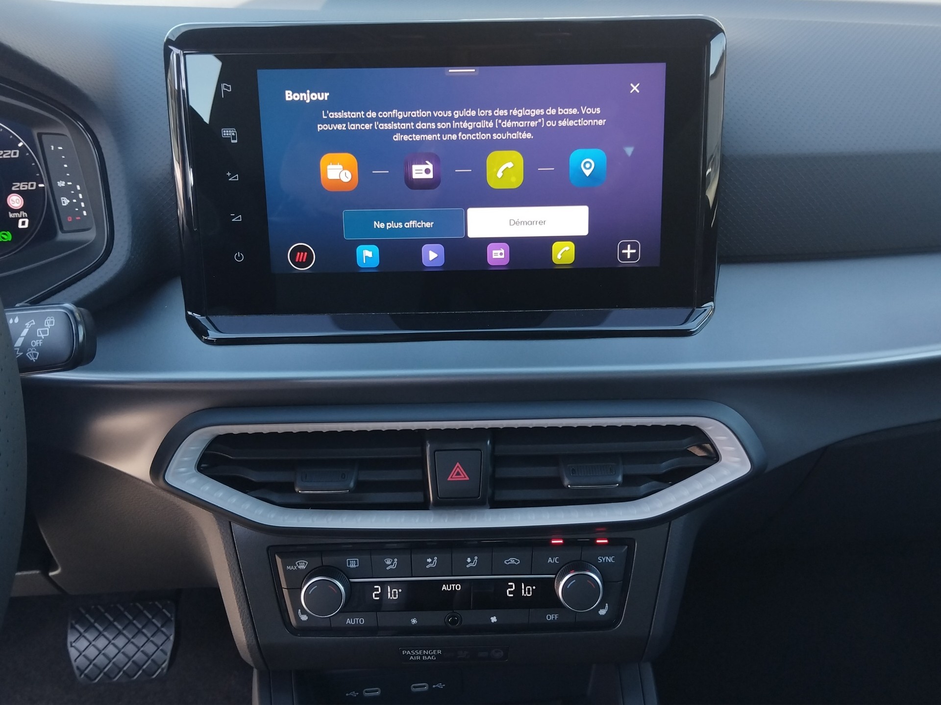 SEAT Arona 1.5 Eco TSI FR DSG-image-11