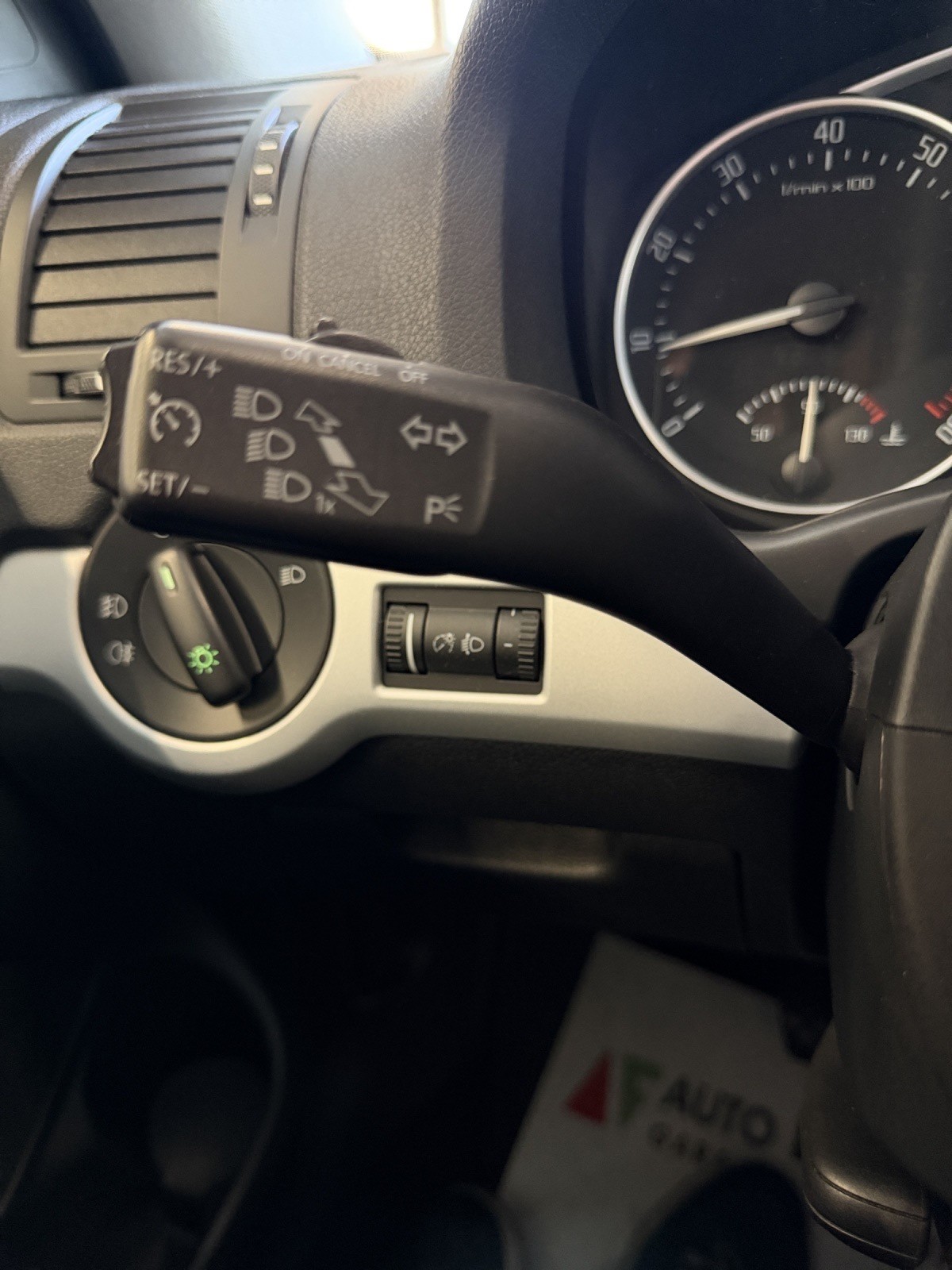 SKODA Octavia Combi 1.8 TSI Arosa 4x4-image-23