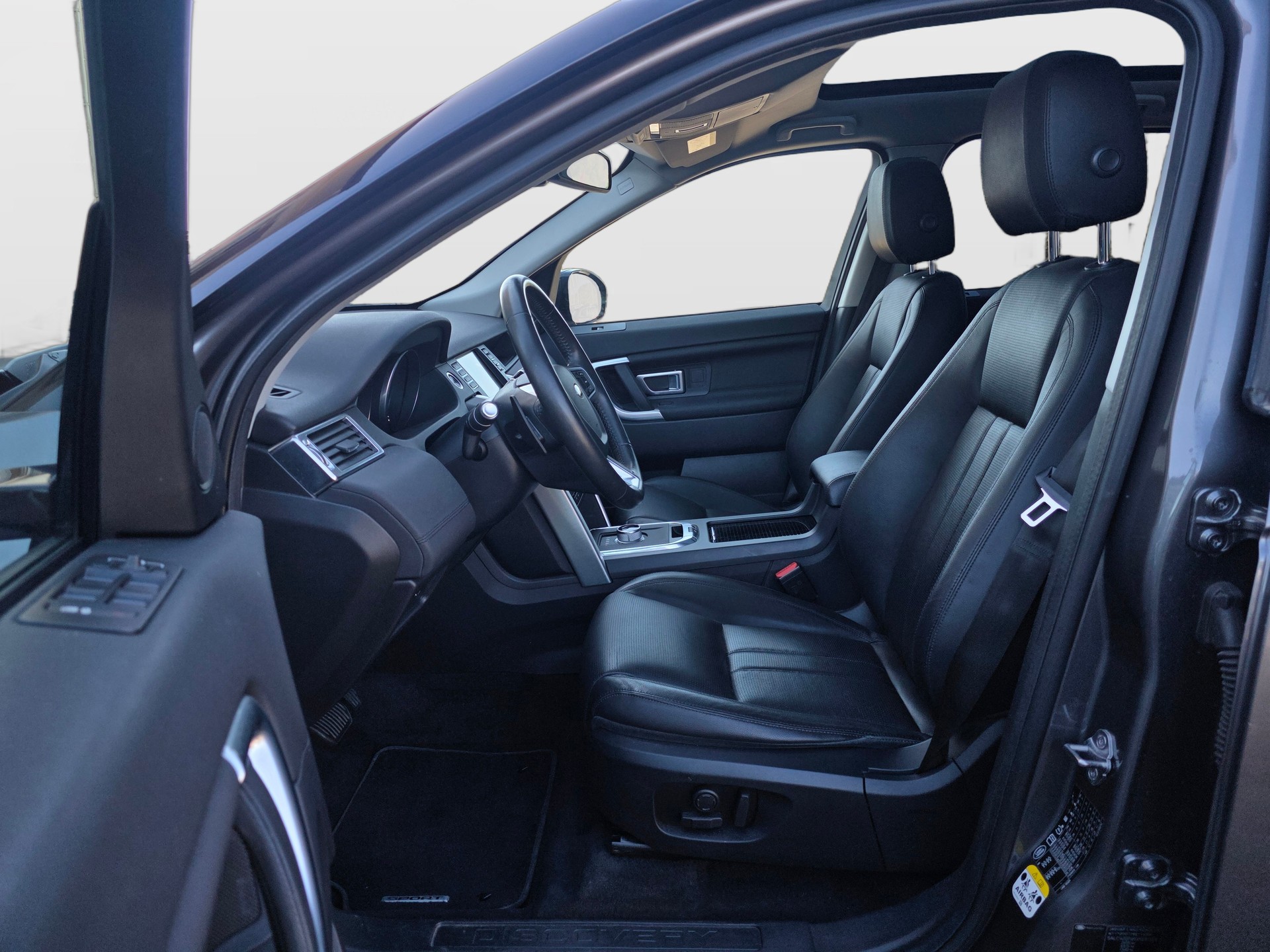 LAND ROVER Discovery Sport 2.0 TD4 HSE Luxury AT9 * CH-Fahrzeug * Frisch ab MFK * Top Zustand *-image-6