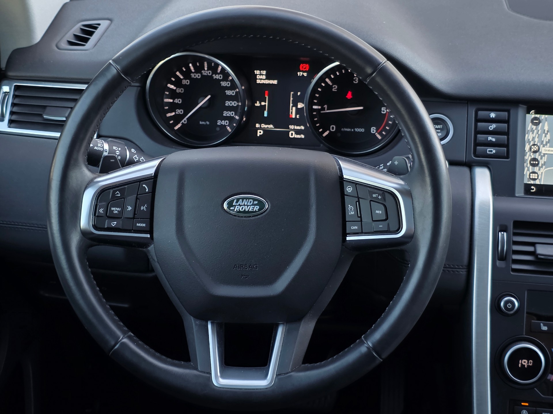 LAND ROVER Discovery Sport 2.0 TD4 HSE Luxury AT9 * CH-Fahrzeug * Frisch ab MFK * Top Zustand *-image-12