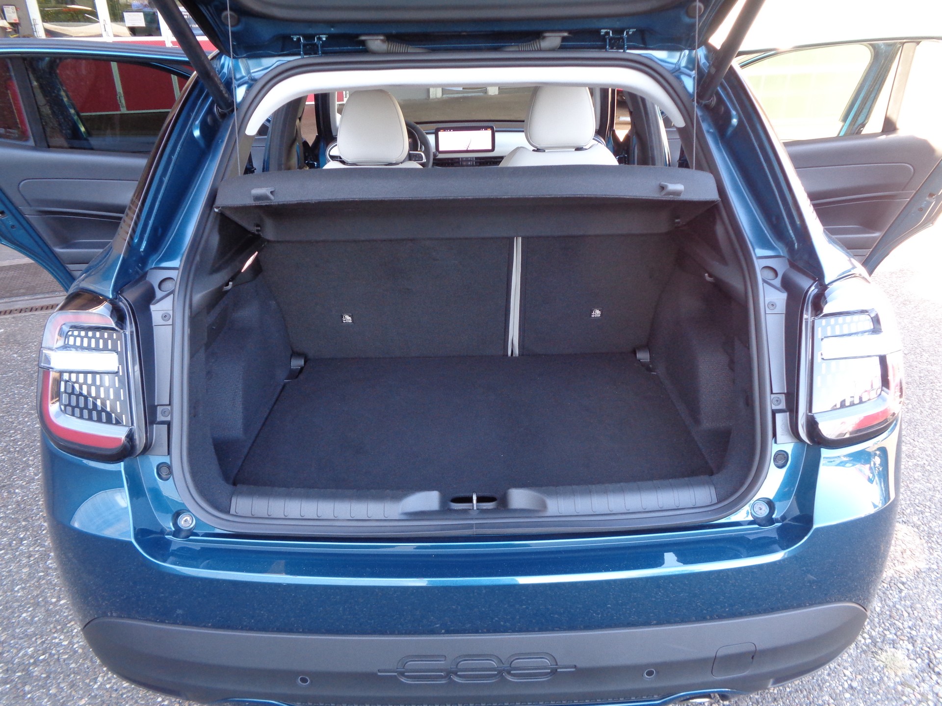 FIAT 600h MildHybrid La Prima-image-15