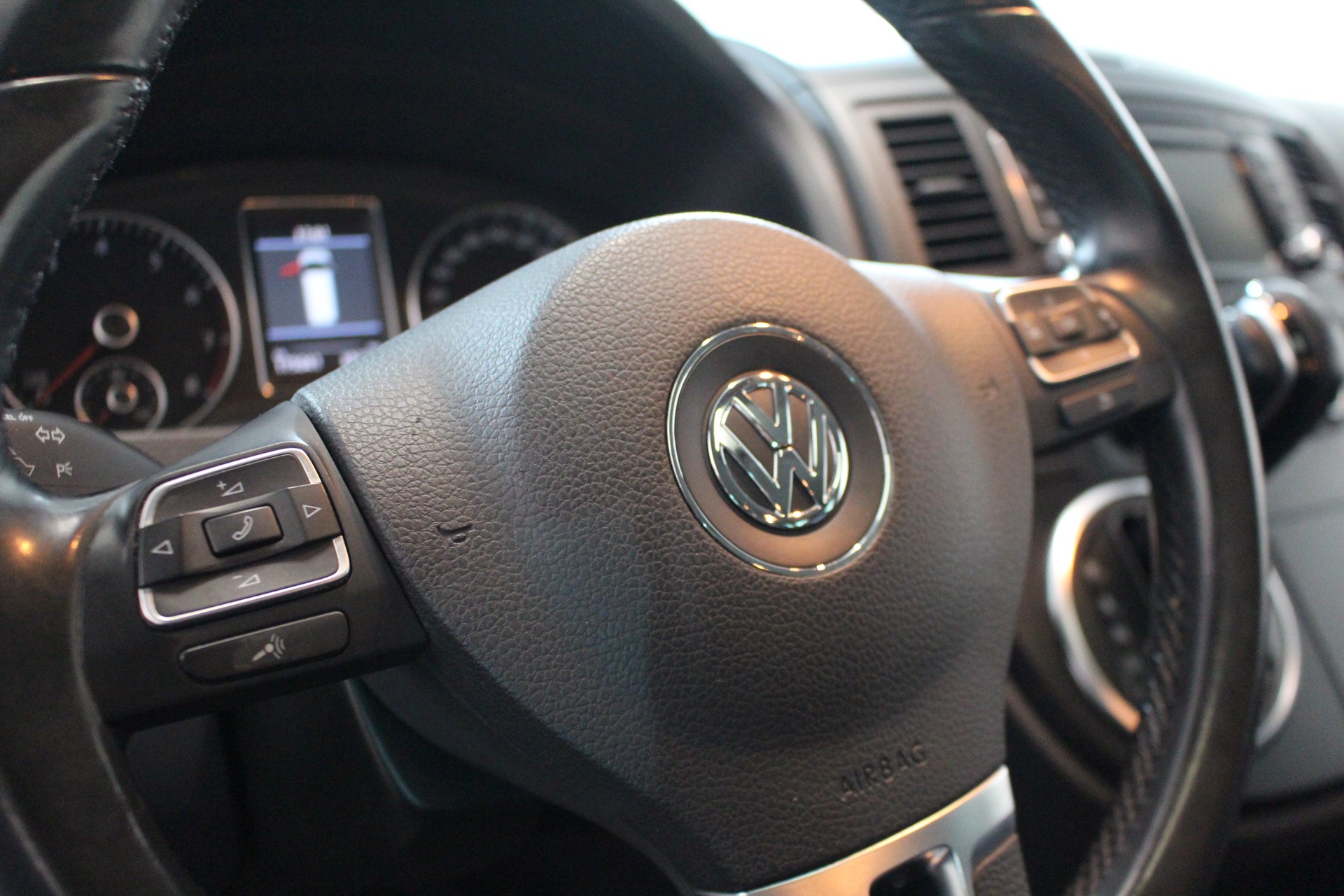 VW T5 Multivan 2.0 TSI 204 Highline DSG 4m-image-17