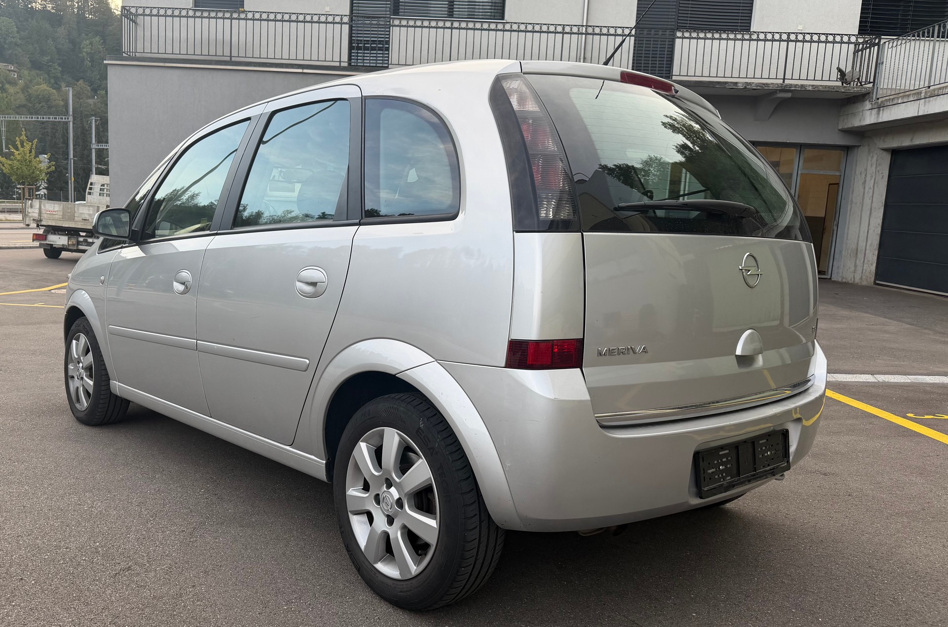 OPEL 1.8i 16V Enjoy-image-2