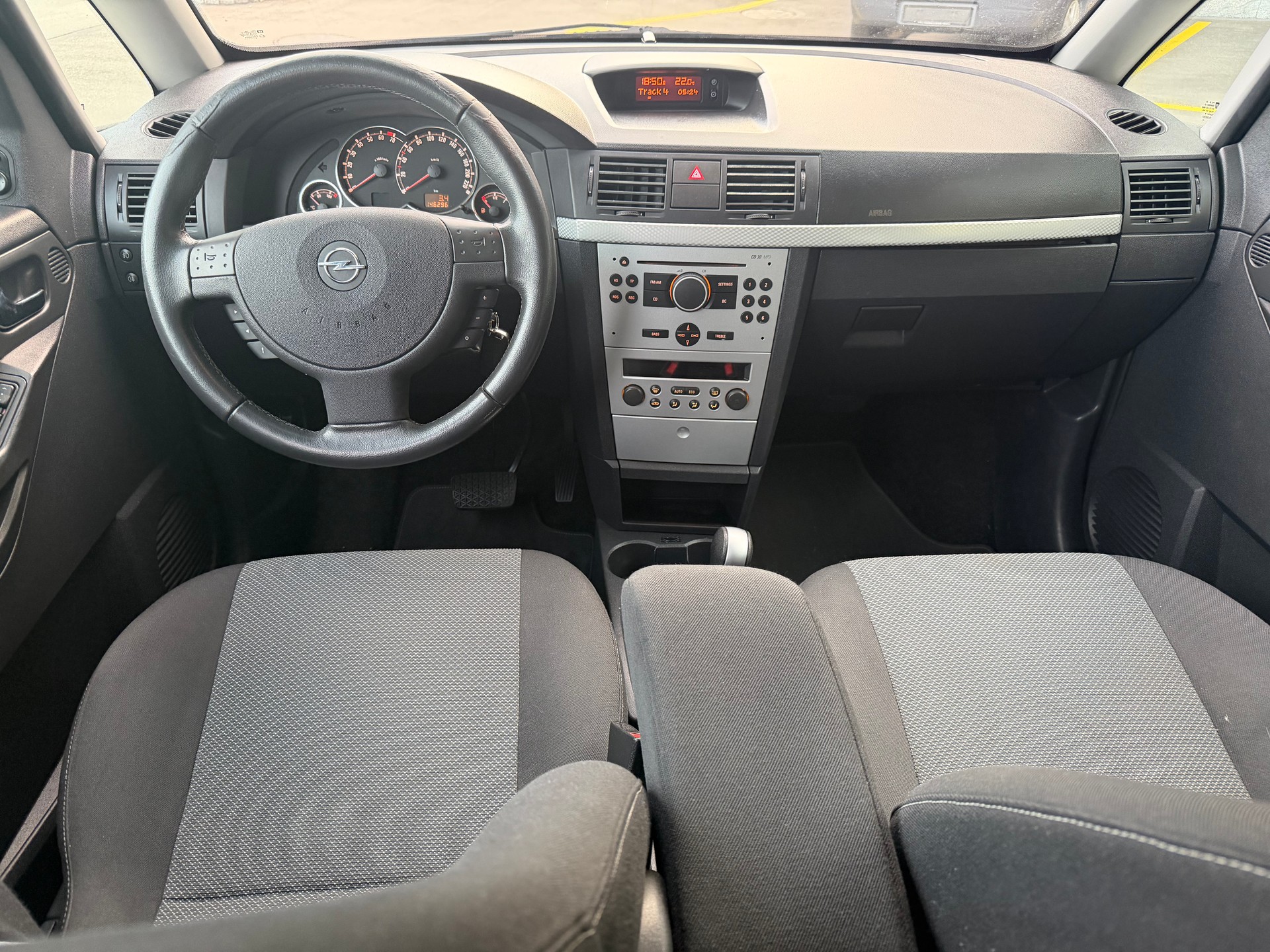 OPEL 1.8i 16V Enjoy-image-4