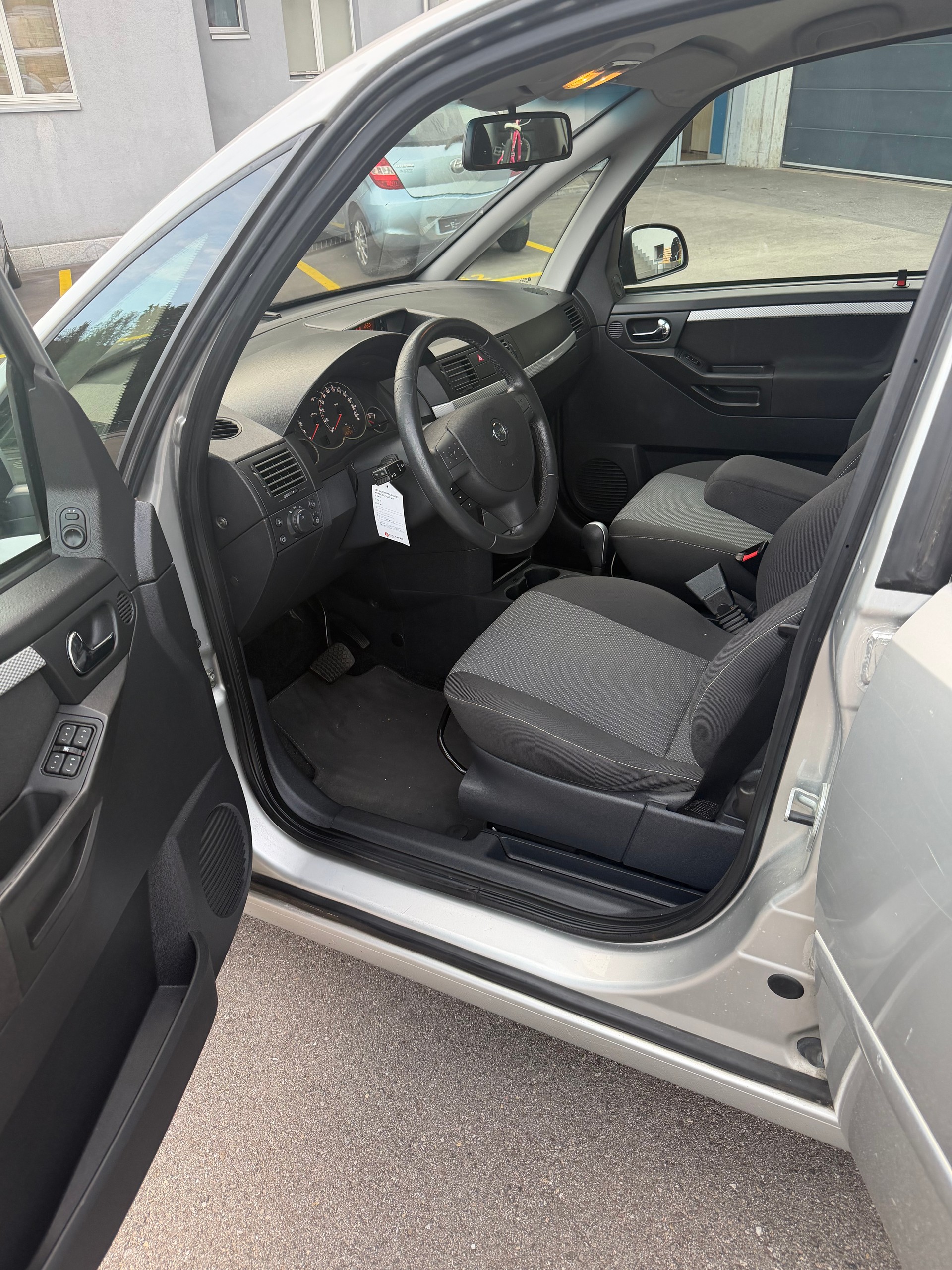 OPEL 1.8i 16V Enjoy-image-5