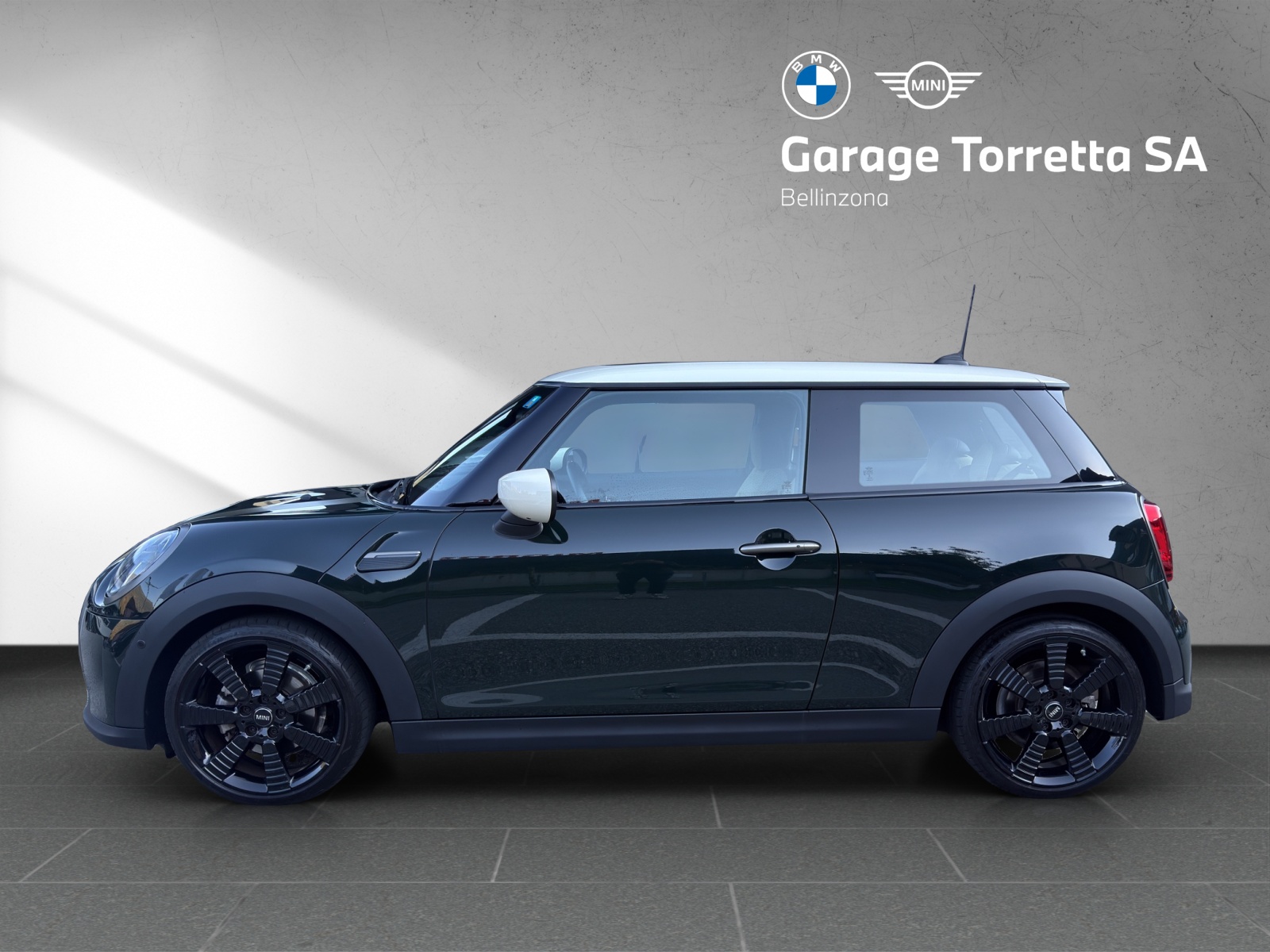 MINI Cooper Resolute Edition Steptronic DKG-image-1