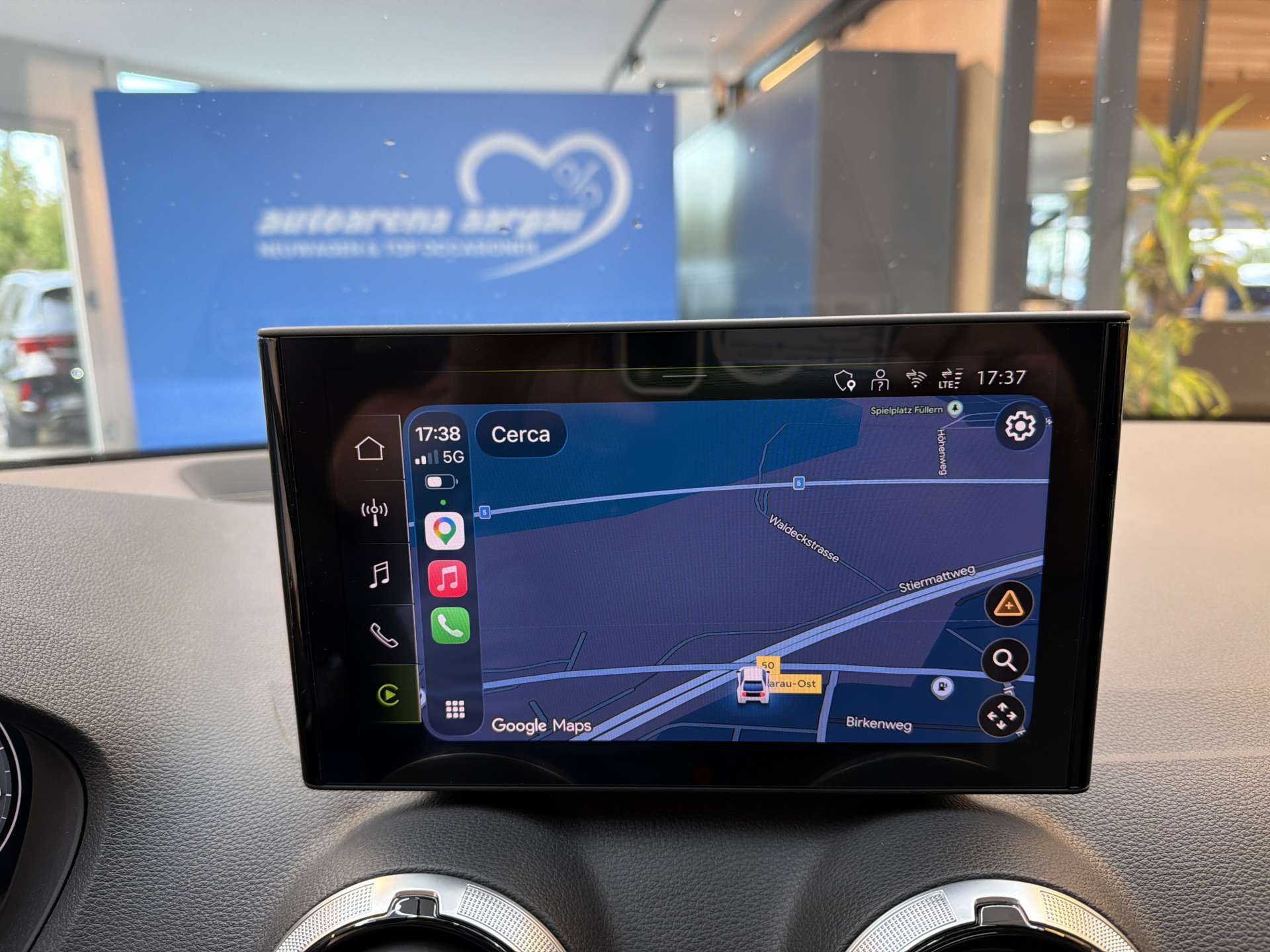 AUDI Q2 35 TFSi S-Line S-Tronic Automat-image-1