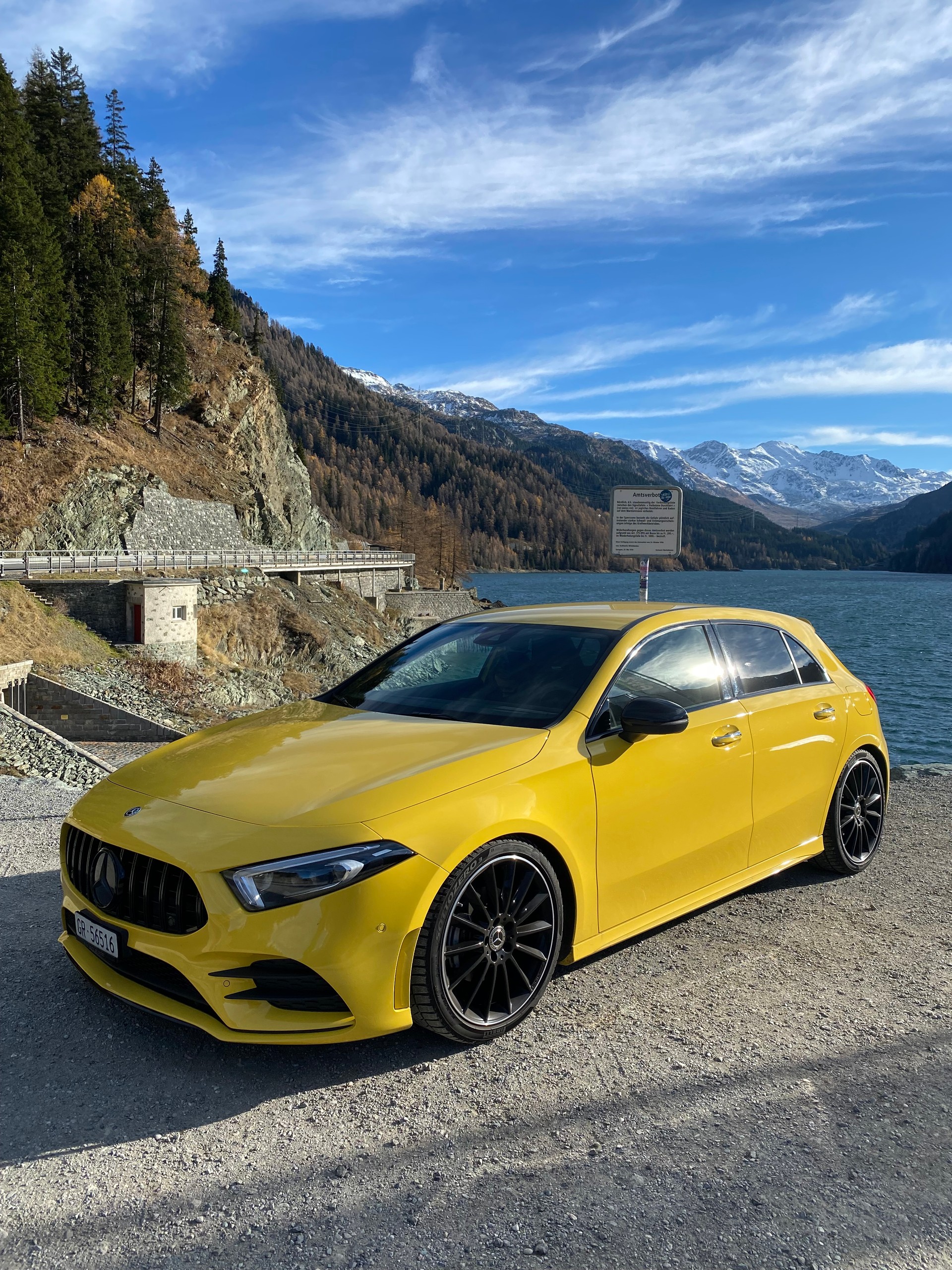 MERCEDES-BENZ A 200 d AMG Line-image-3