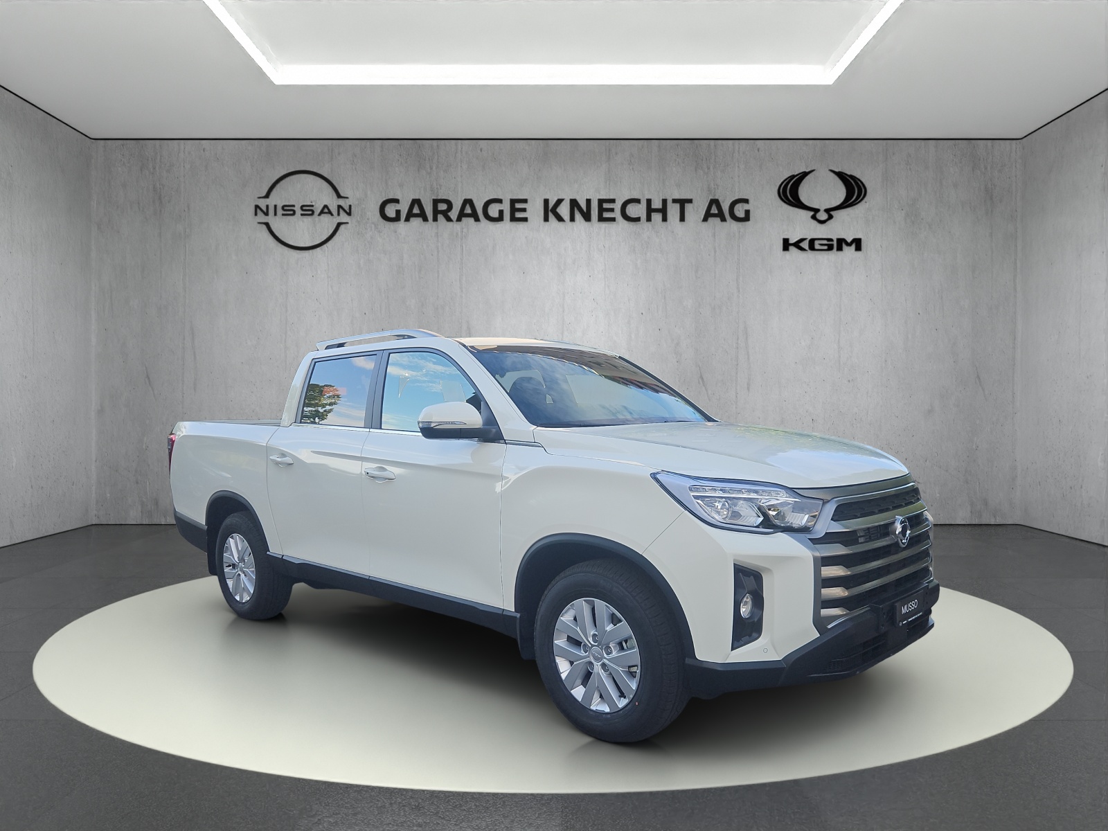KGM-SsangYong Grand Musso 2.2 e-XDI Platinum-image-1