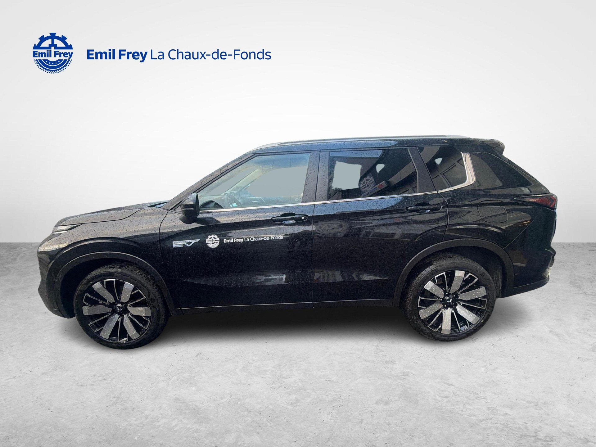 MITSUBISHI Outlander 2.4 PHEV Intense 4x4-image-1