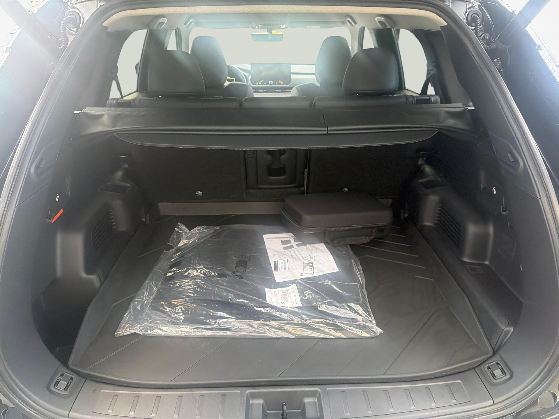 MITSUBISHI Outlander 2.4 PHEV Intense 4x4-image-11