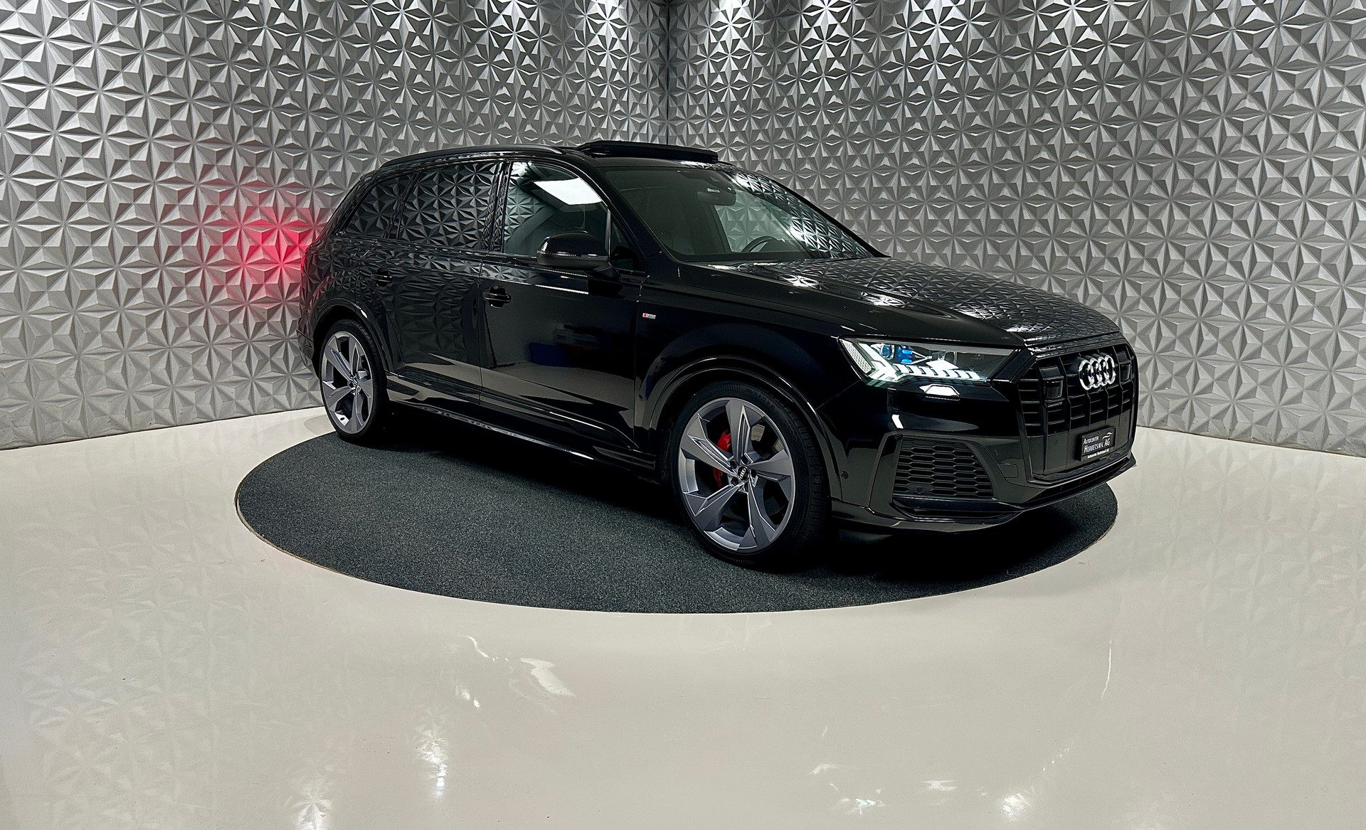 AUDI Q7 55 TFSI S Line quattro tiptronic-image-2