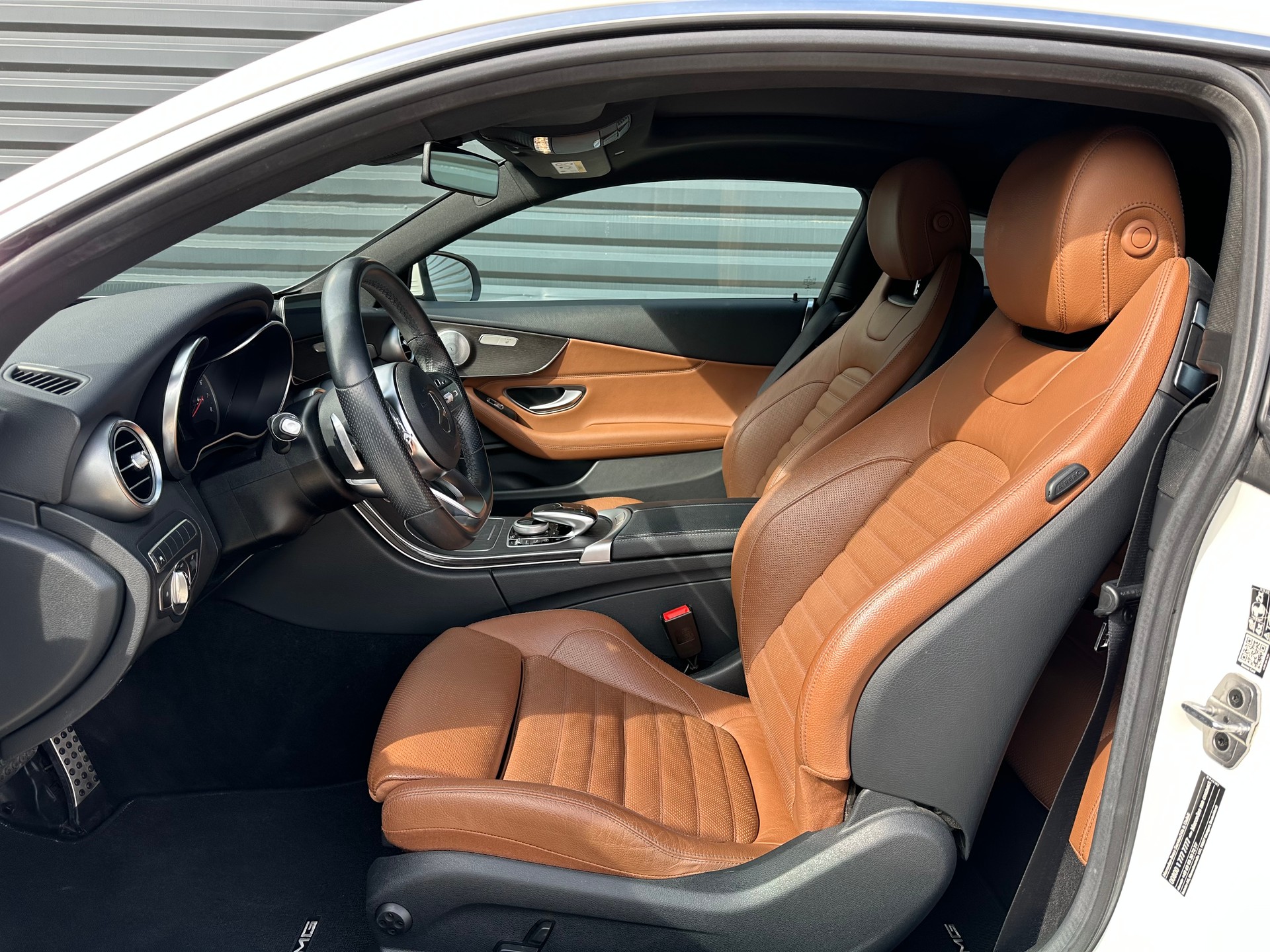 MERCEDES-BENZ C 400 AMG Line 4matic-image-9