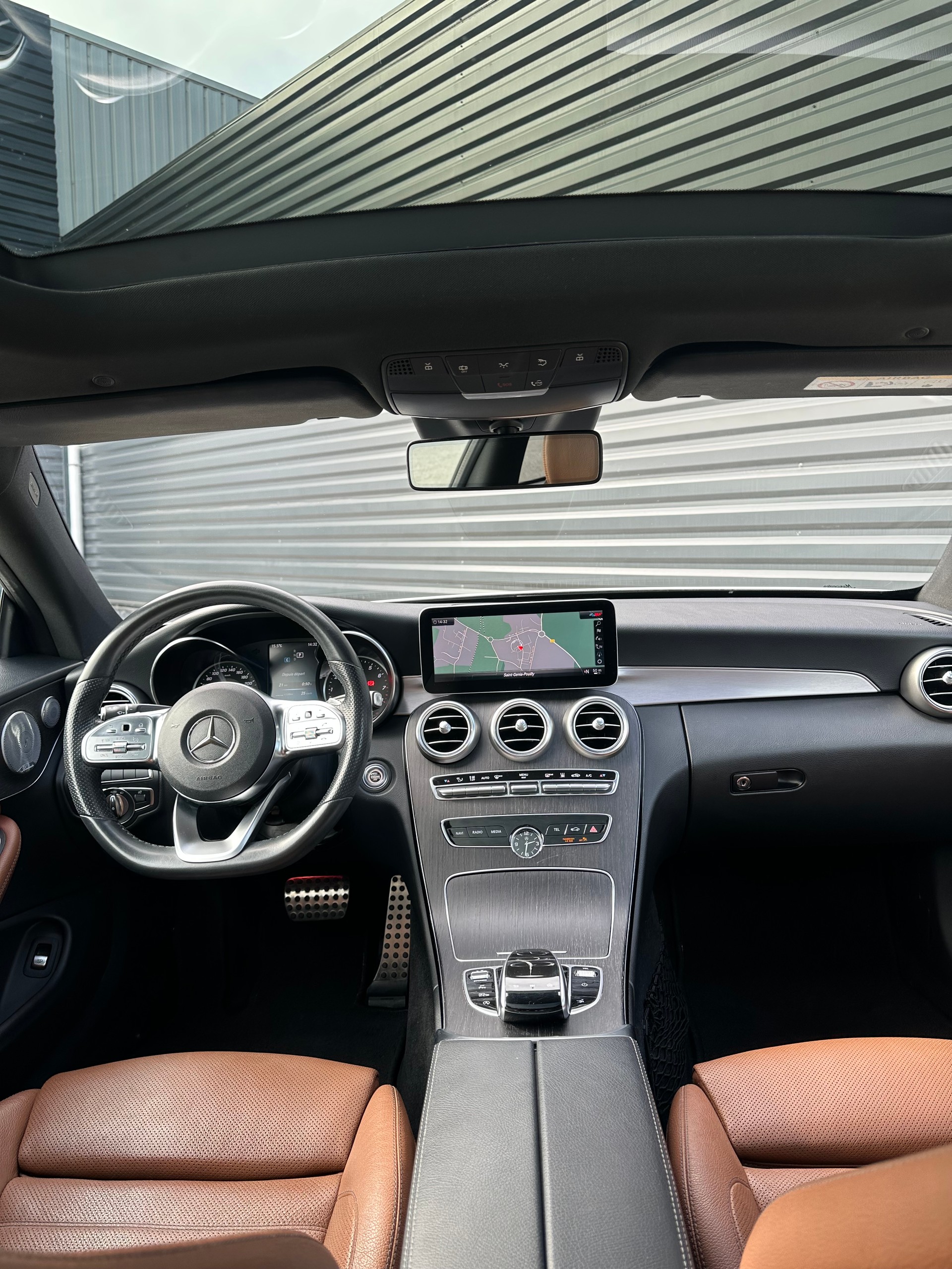 MERCEDES-BENZ C 400 AMG Line 4matic-image-10